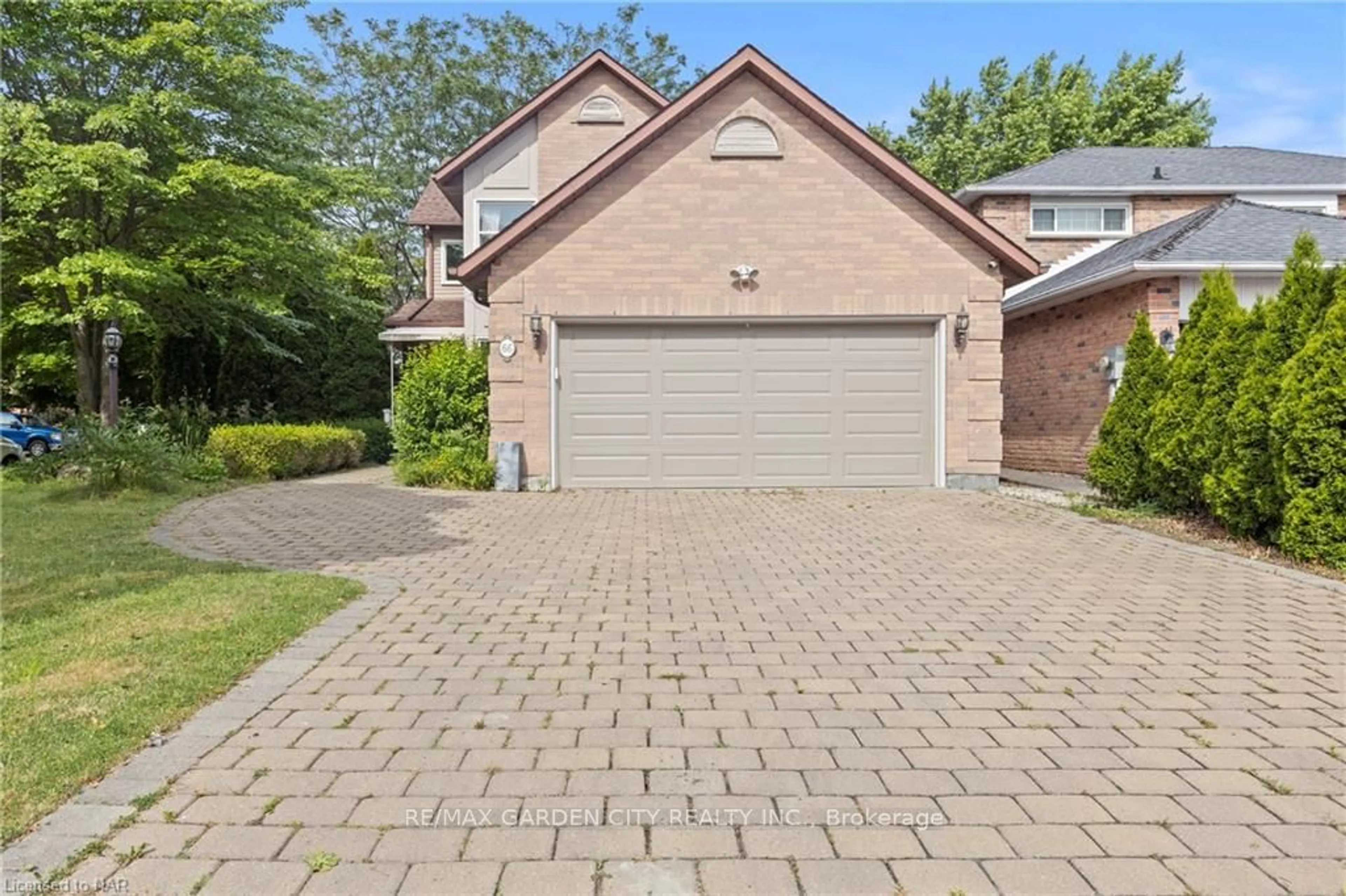 Home with brick exterior material for 66 Elderwood Dr, St. Catharines Ontario L2S 3E7