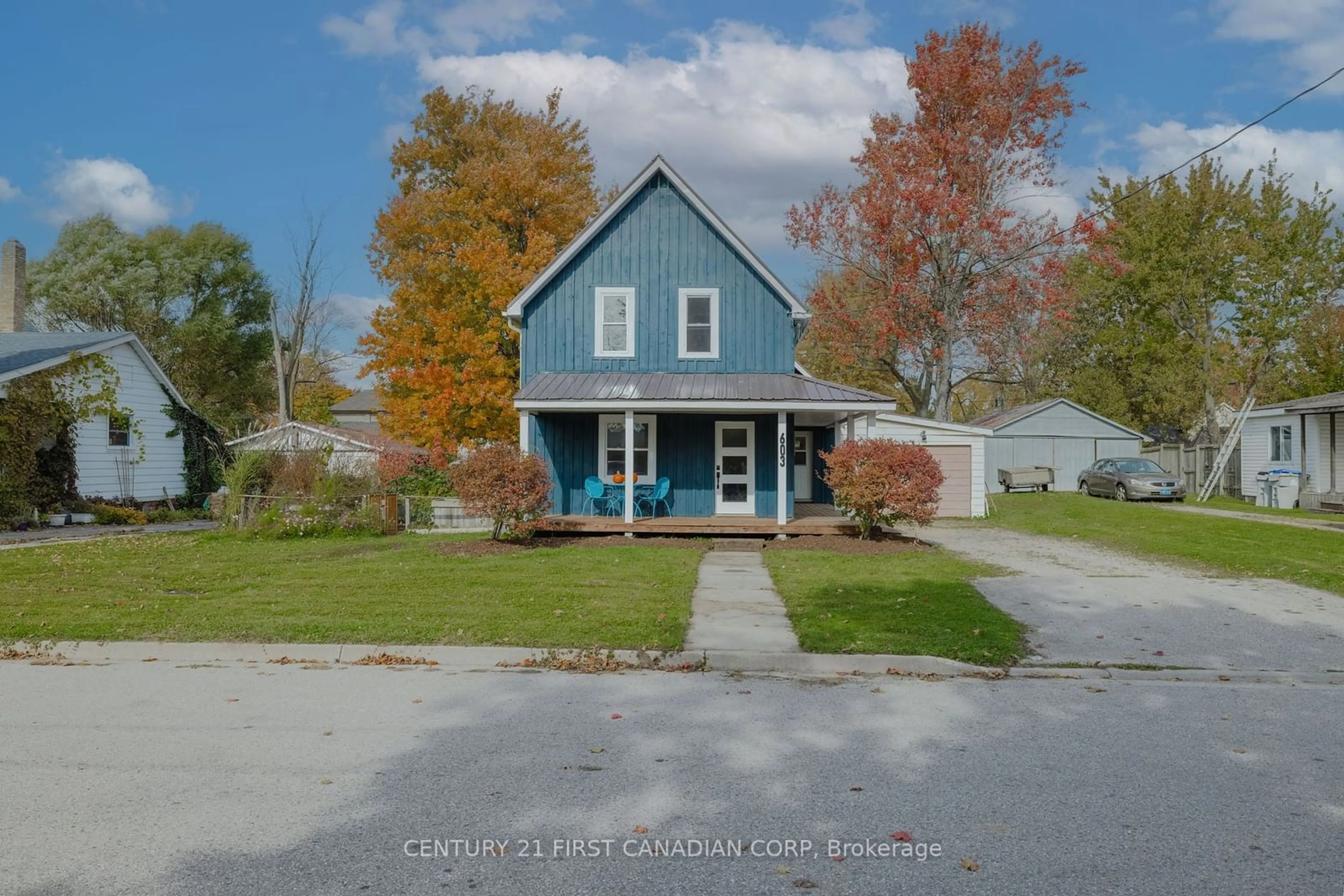 Frontside or backside of a home, cottage for 603 Erie St, Warwick Ontario N0M 2S0