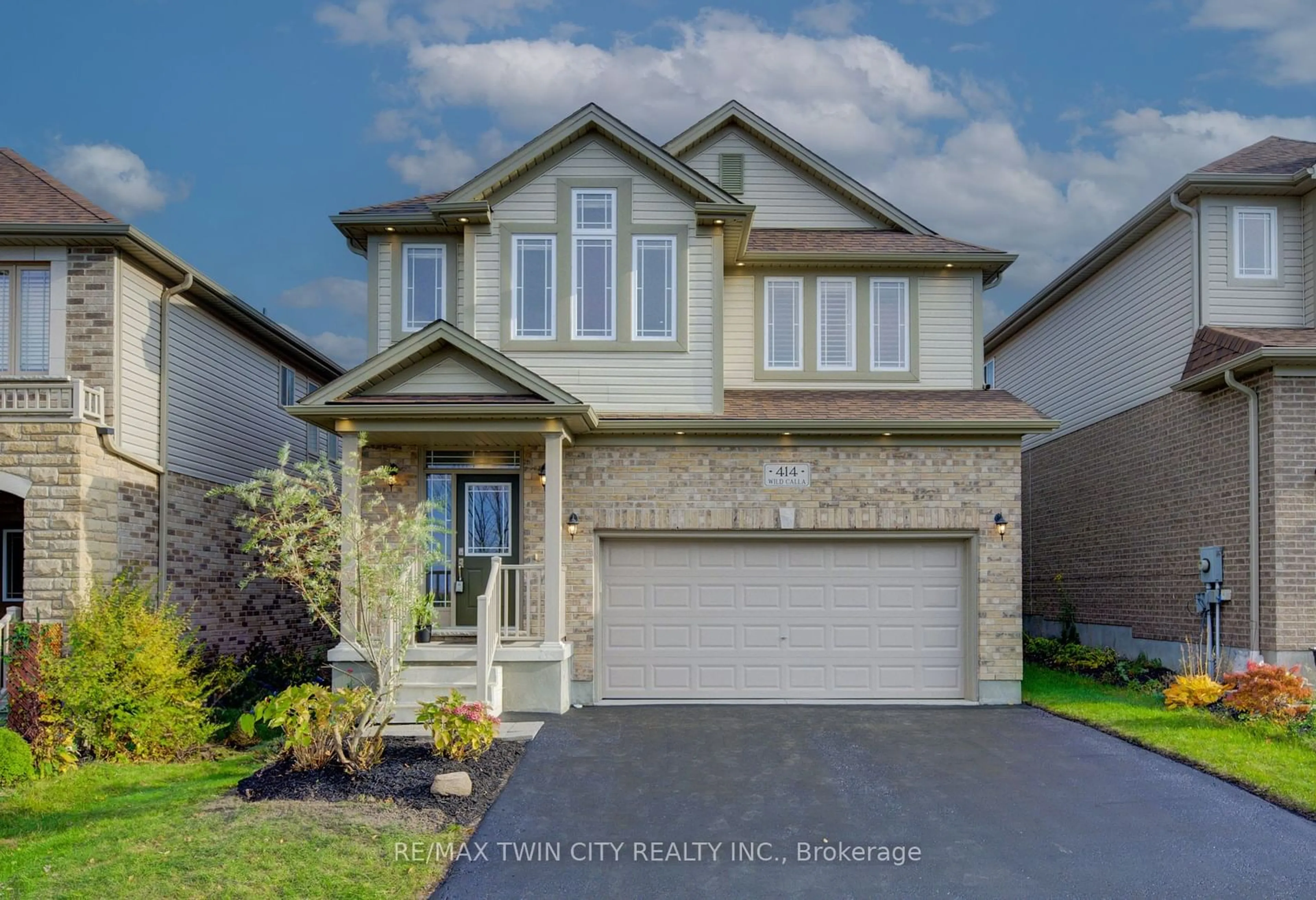 Frontside or backside of a home, the street view for 414 Wild Calla St, Waterloo Ontario N2V 0B5