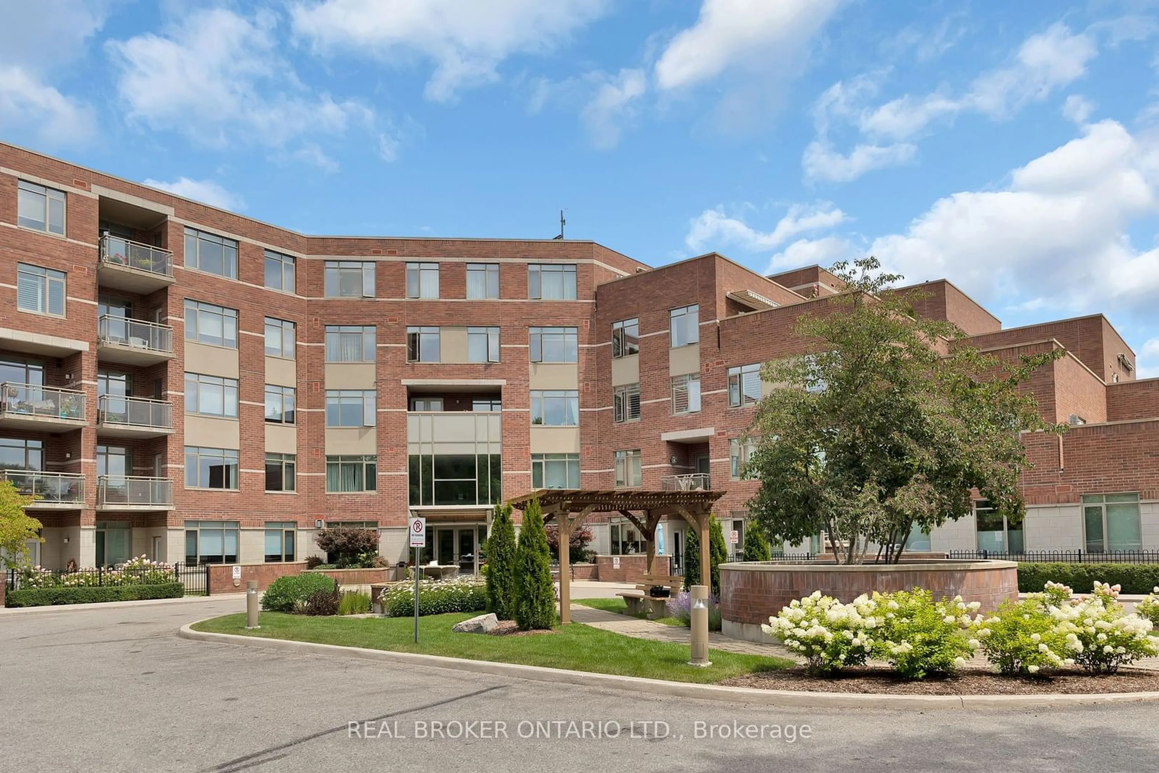 A pic from exterior of the house or condo, the front or back of building for 400 Romeo St #113, Stratford Ontario N5A 0A2