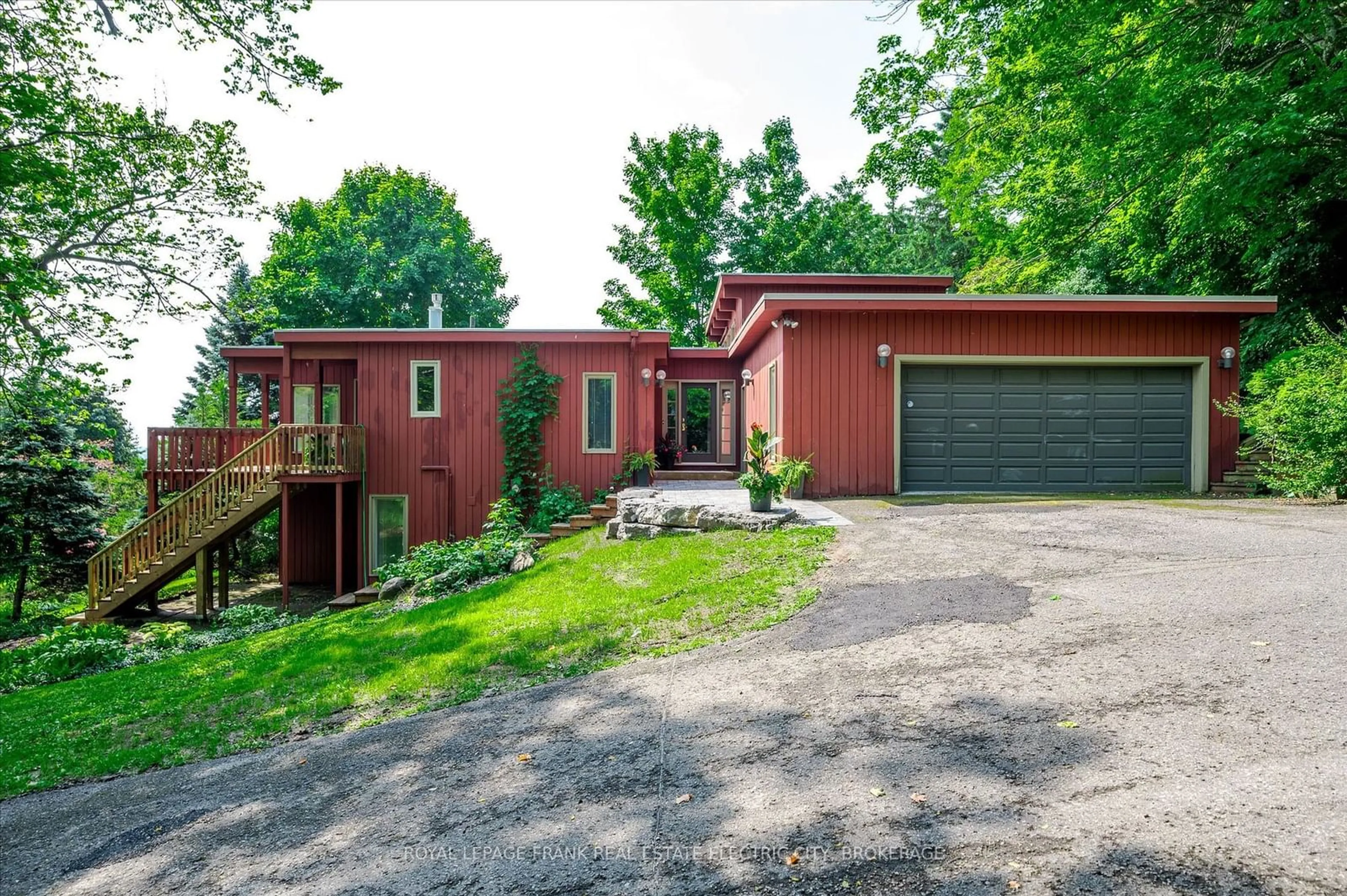 A pic from exterior of the house or condo, cottage for 1 Montague Crt, Peterborough Ontario K9J 7L5