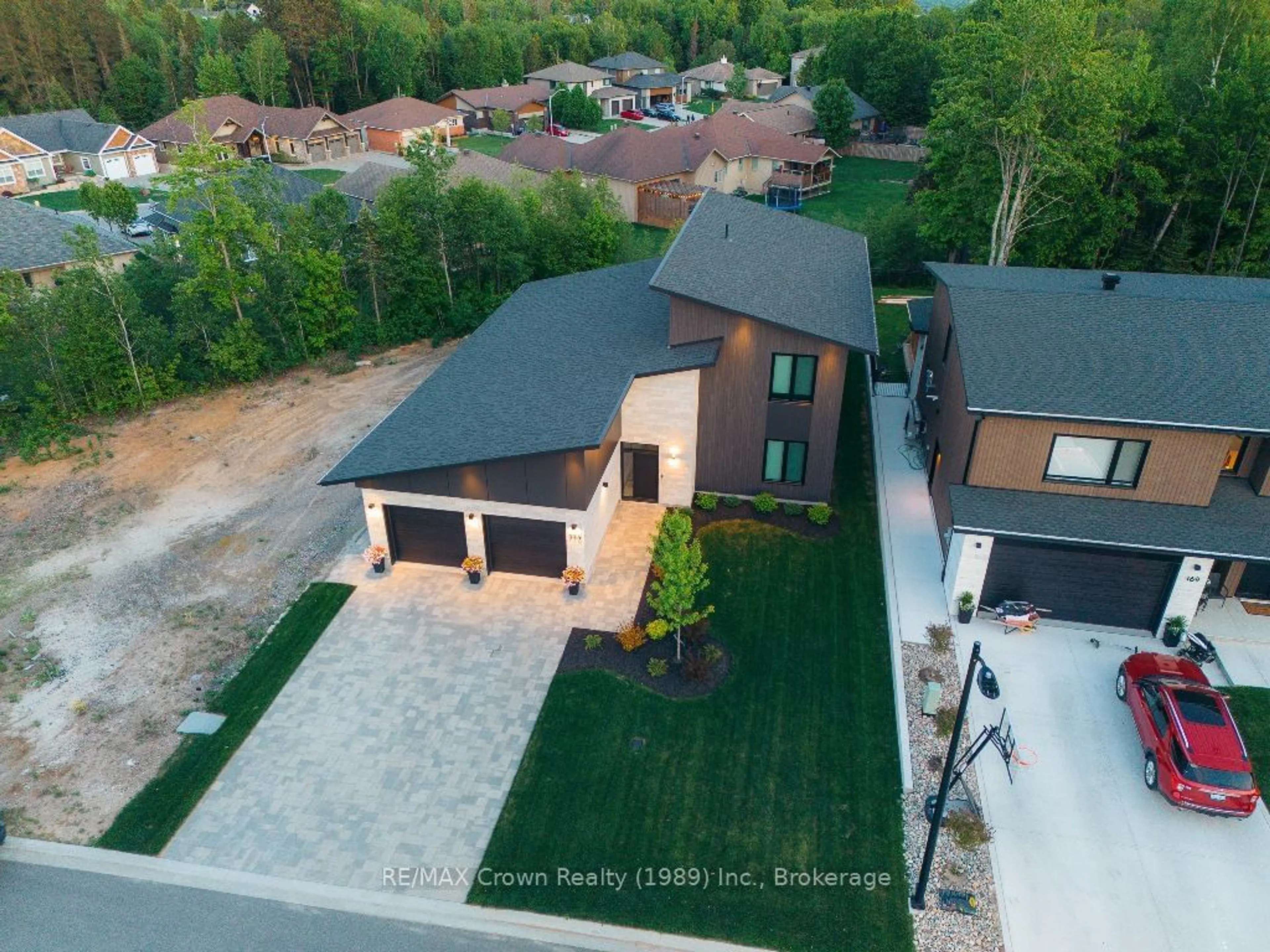 Frontside or backside of a home, the street view for 173 Sugarbush St, North Bay Ontario P1C 1M8