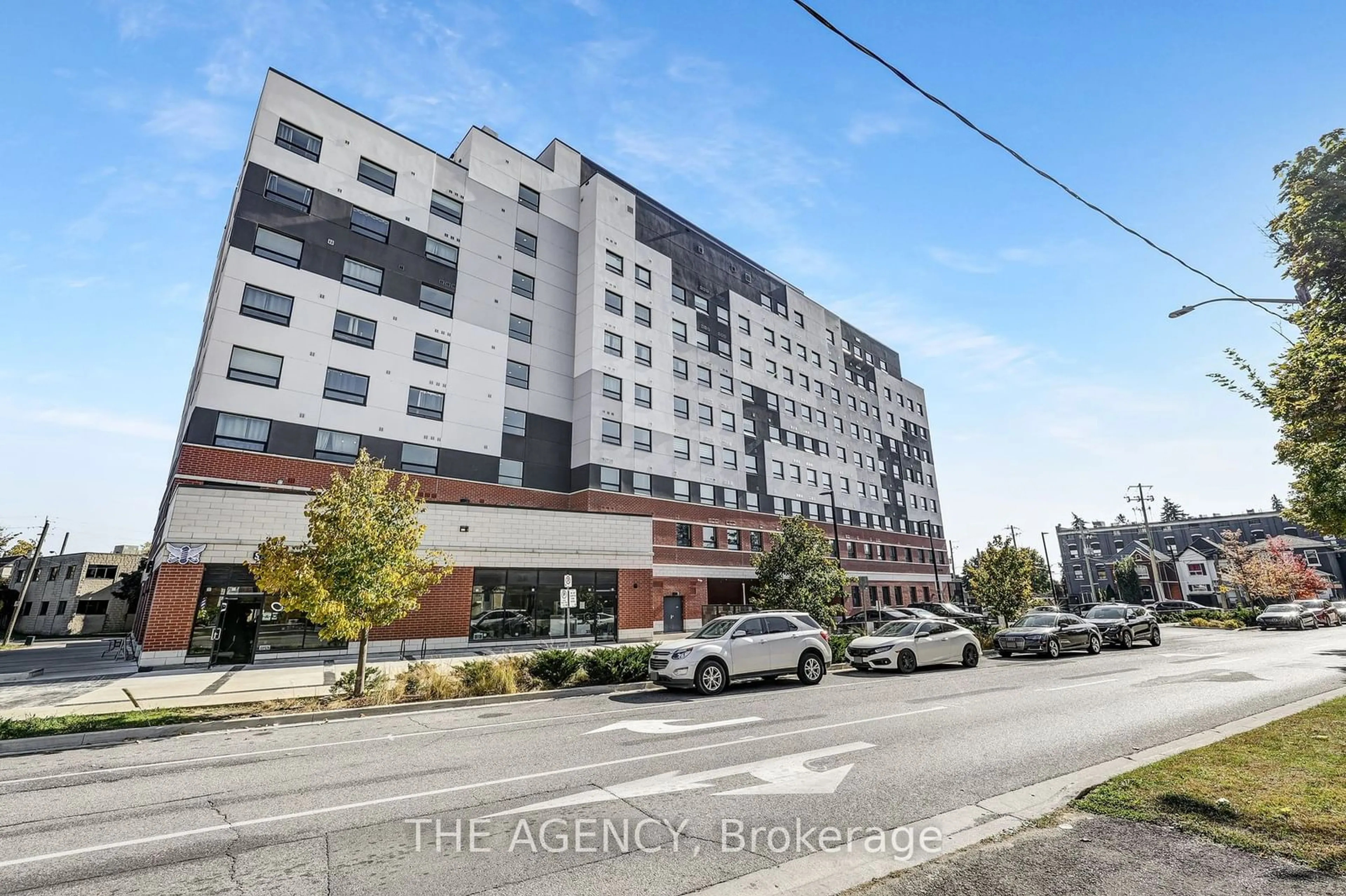 A pic from exterior of the house or condo, the front or back of building for 1 Wellington St #501, Brantford Ontario N3T 2L3