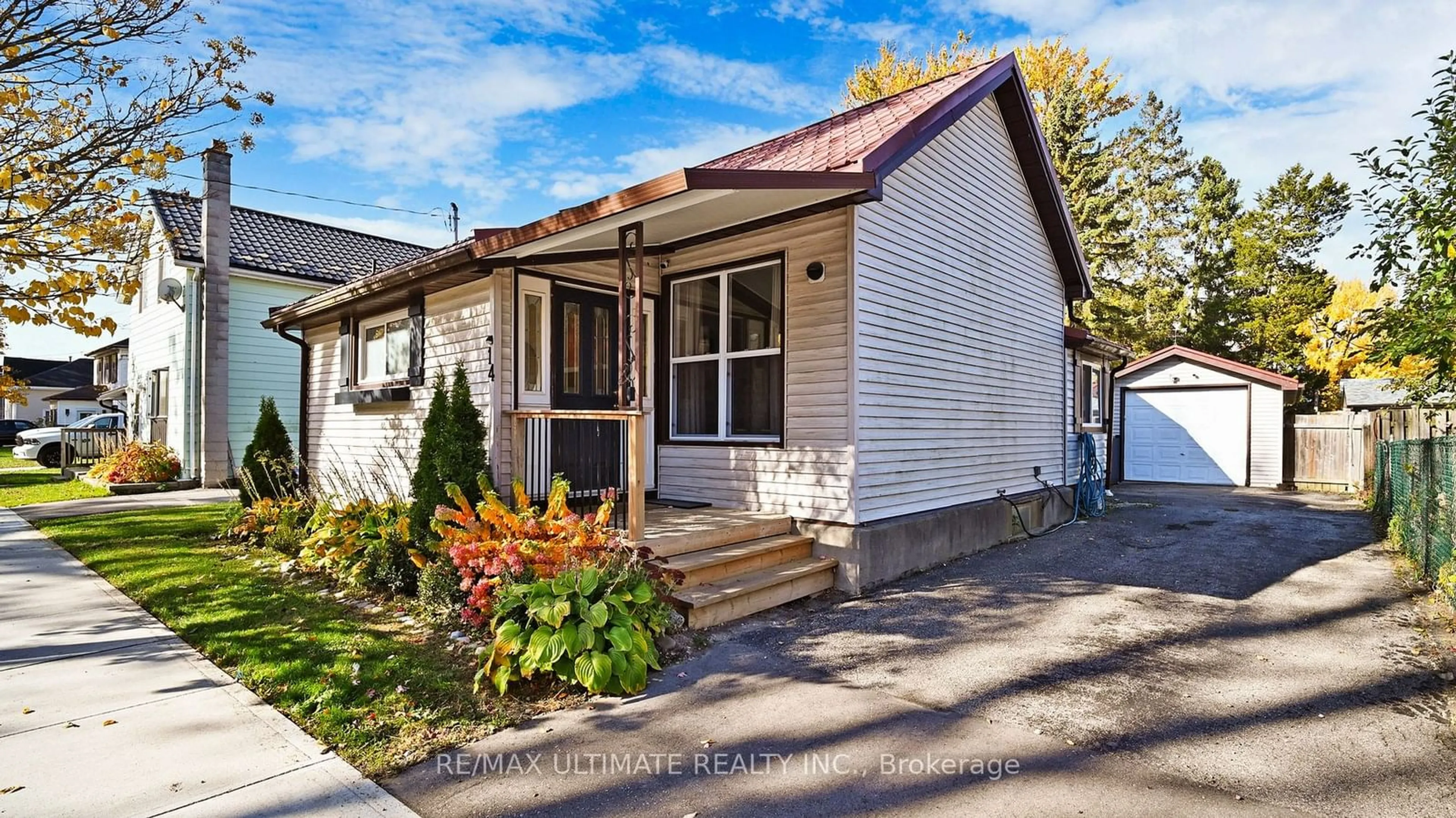 A pic from exterior of the house or condo, cottage for 14 Mckenzie St, Stratford Ontario N2A 2N6