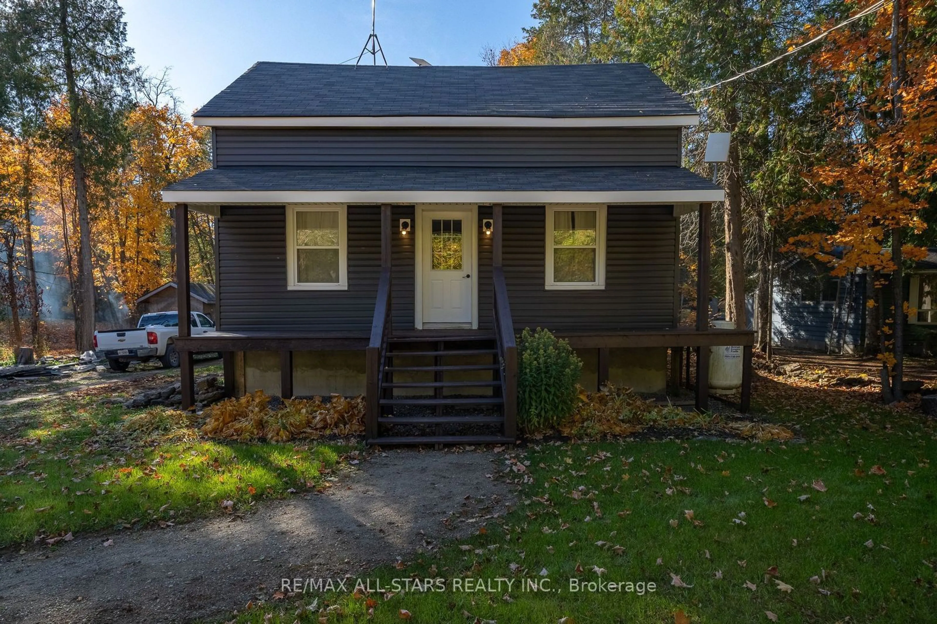 Frontside or backside of a home, cottage for 112 Echo Bay Rd, Kawartha Lakes Ontario K0M 1A0