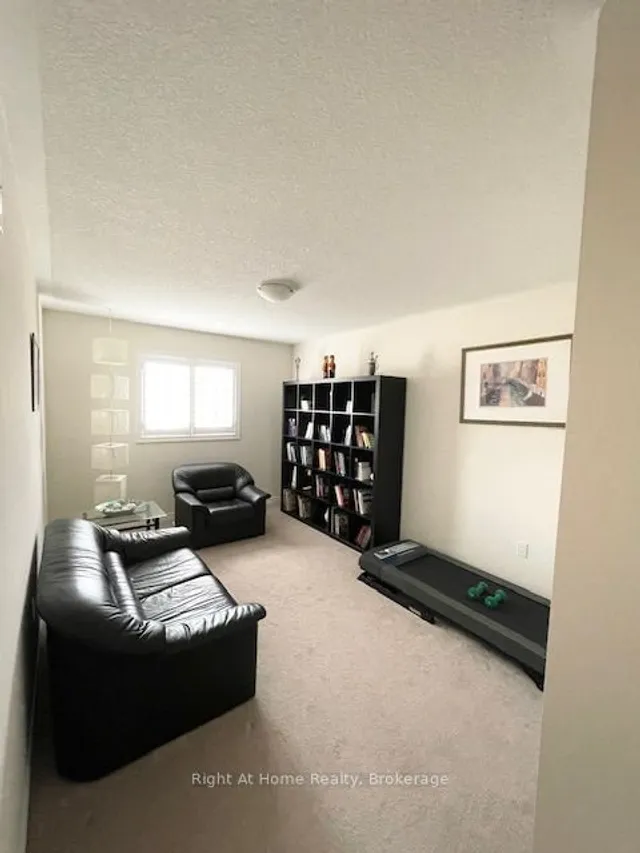 Additional image 7 of 35 CHARLESWOOD Cres