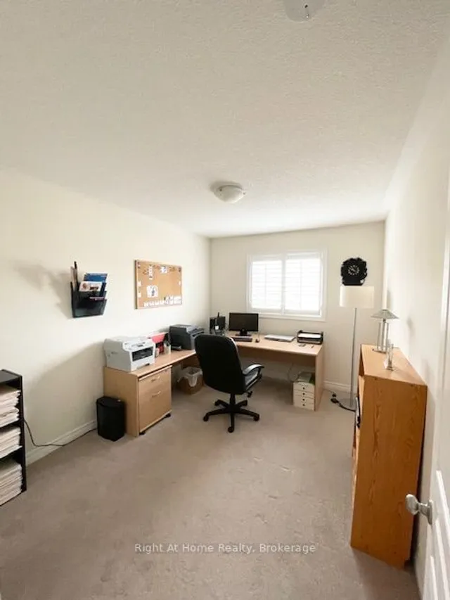 Additional image 6 of 35 CHARLESWOOD Cres