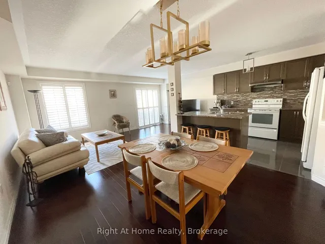 Additional image 20 of 35 CHARLESWOOD Cres
