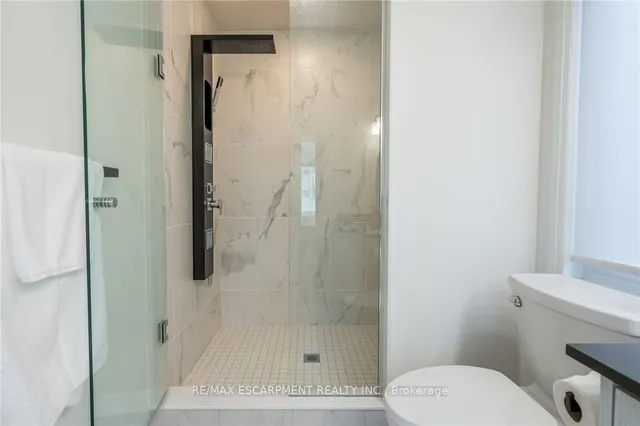 Additional property image - 128 FAIREY Cres