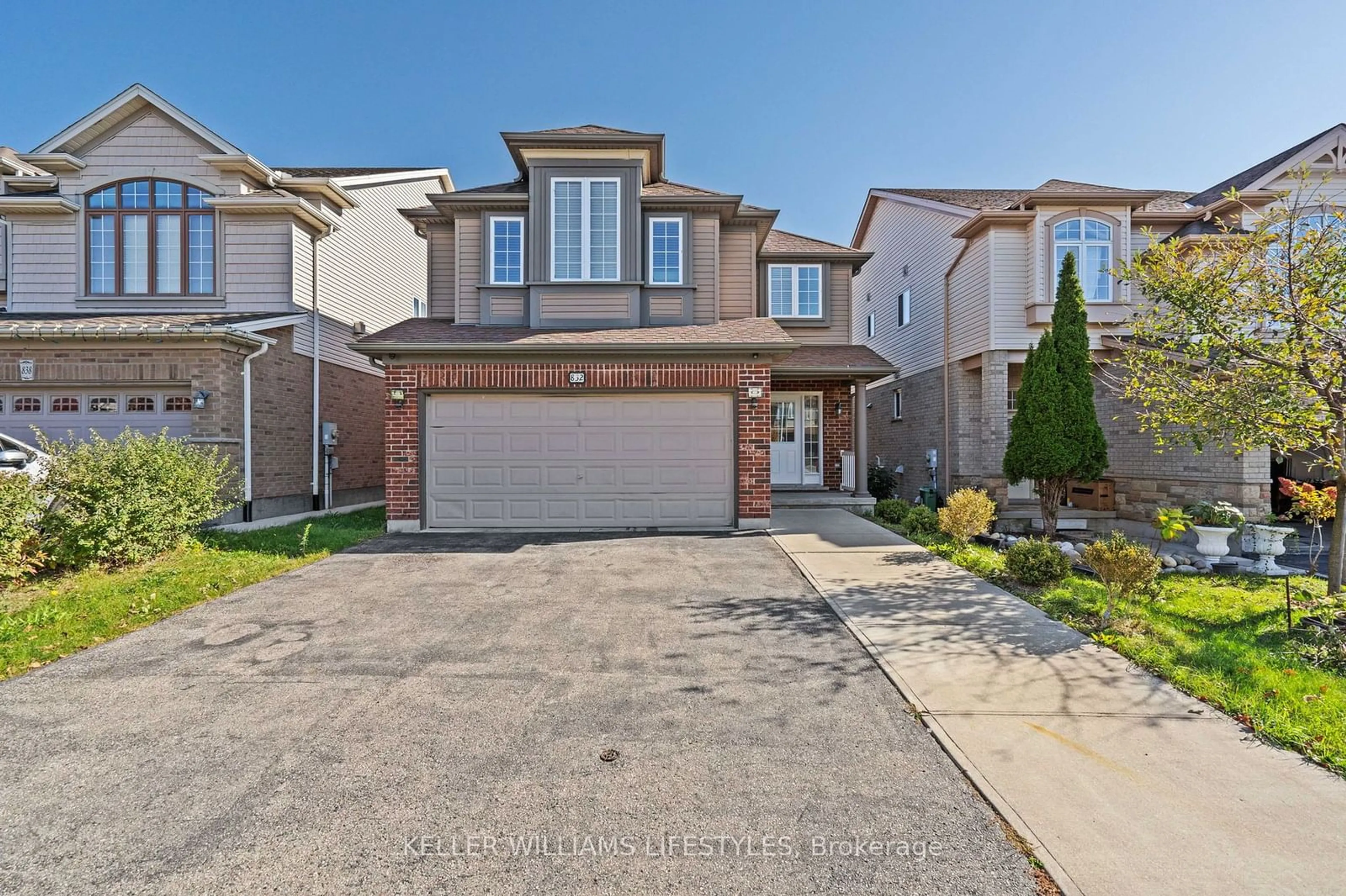 Frontside or backside of a home, the street view for 832 Oakcrossing Rd, London Ontario N6H 0A4