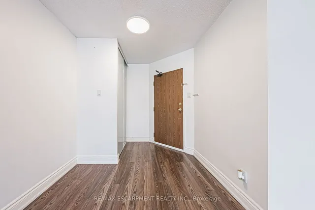 Additional property image - 175 Hunter St Unit 504