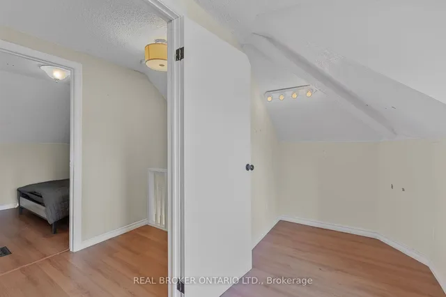 Additional property image - 2087 Governors Rd