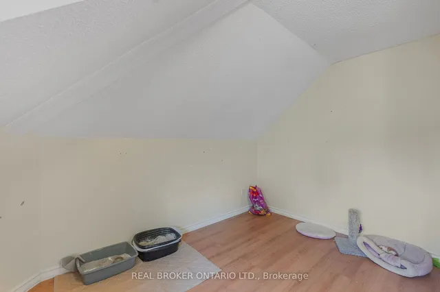 Additional property image - 2087 Governors Rd