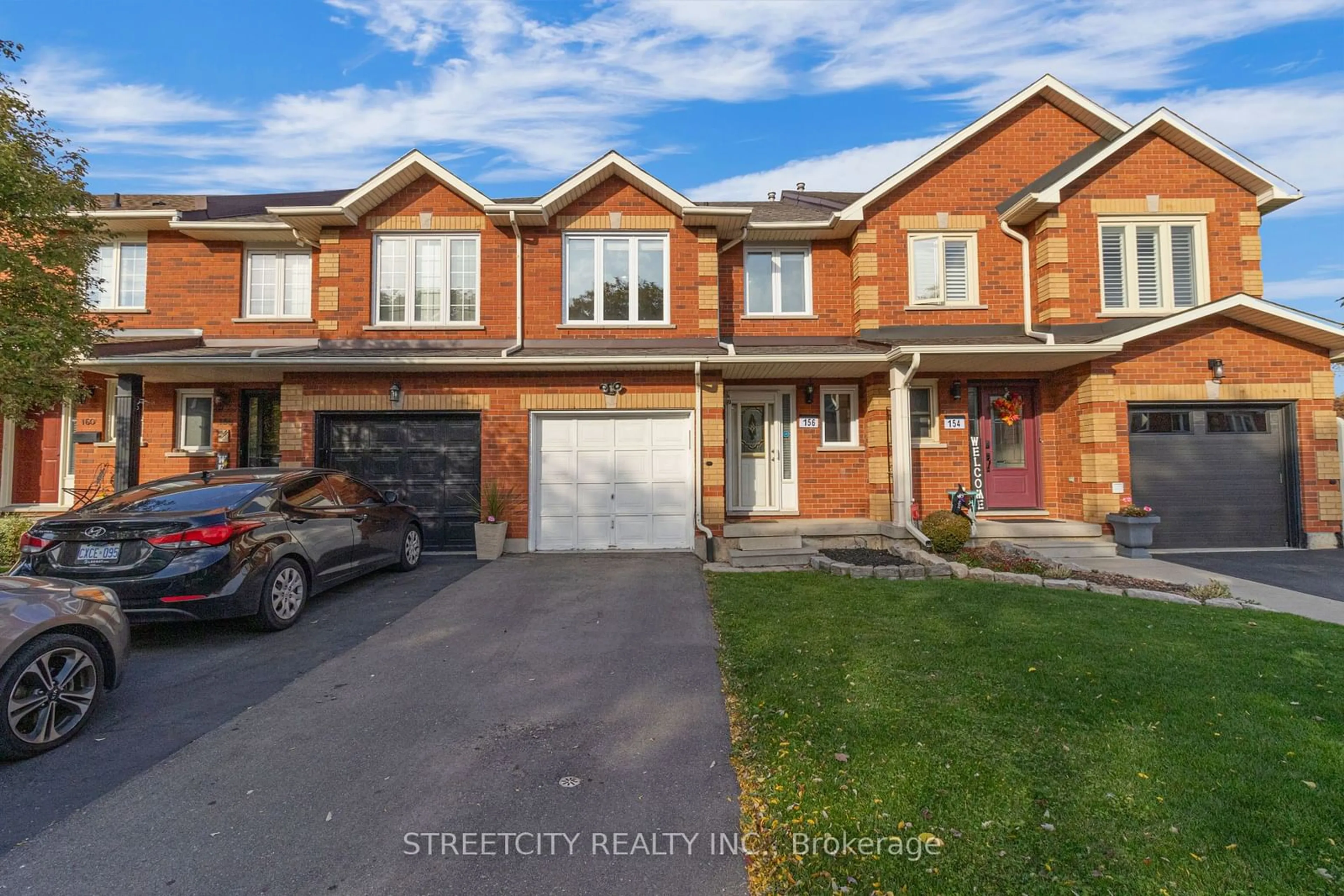 A pic from exterior of the house or condo, the street view for 156 Dicenzo Dr, Hamilton Ontario L9B 2K8