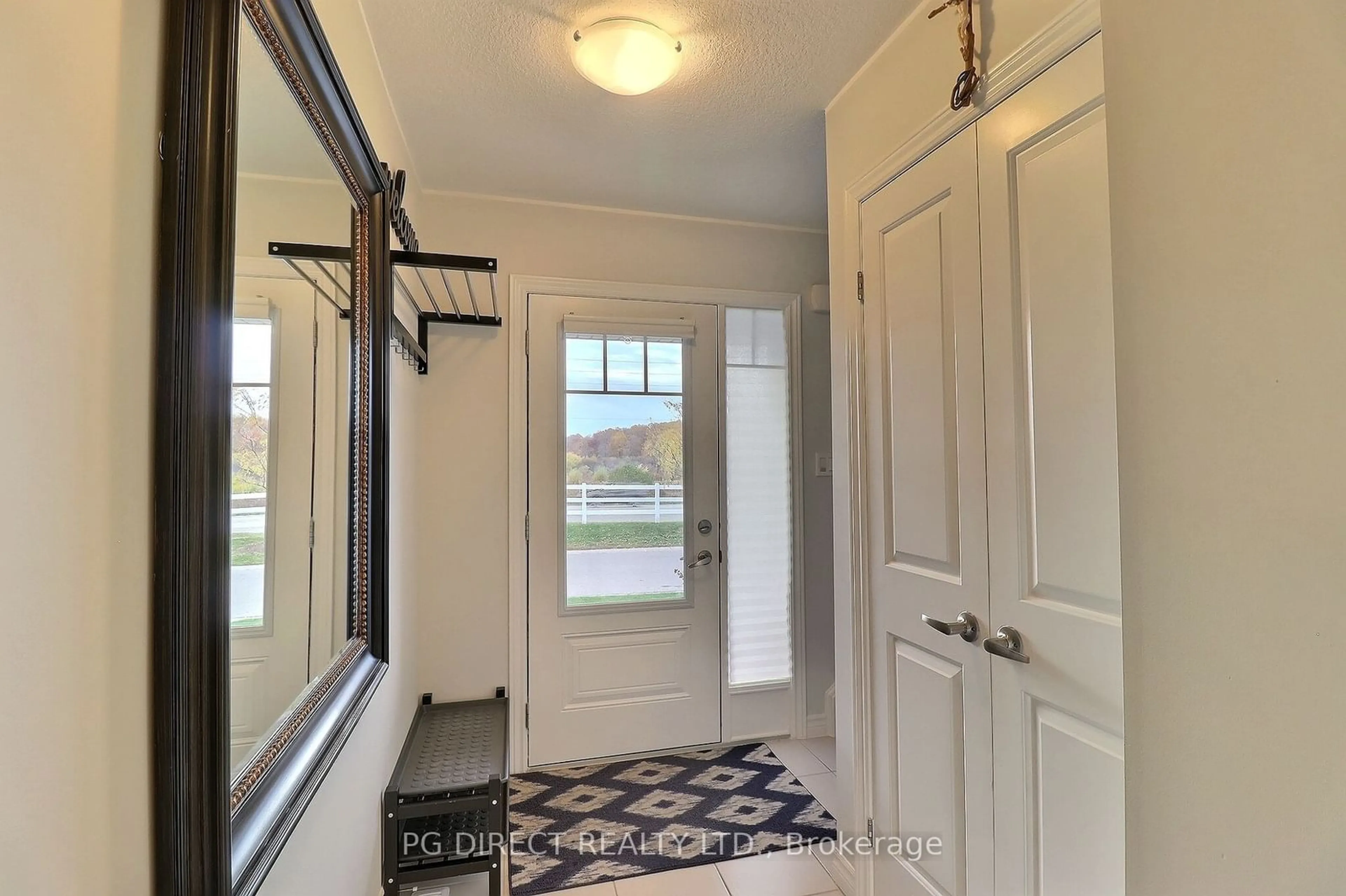 Indoor entryway, wood floors for 2031 Pennyroyal St #29, London Ontario N5X 0L7