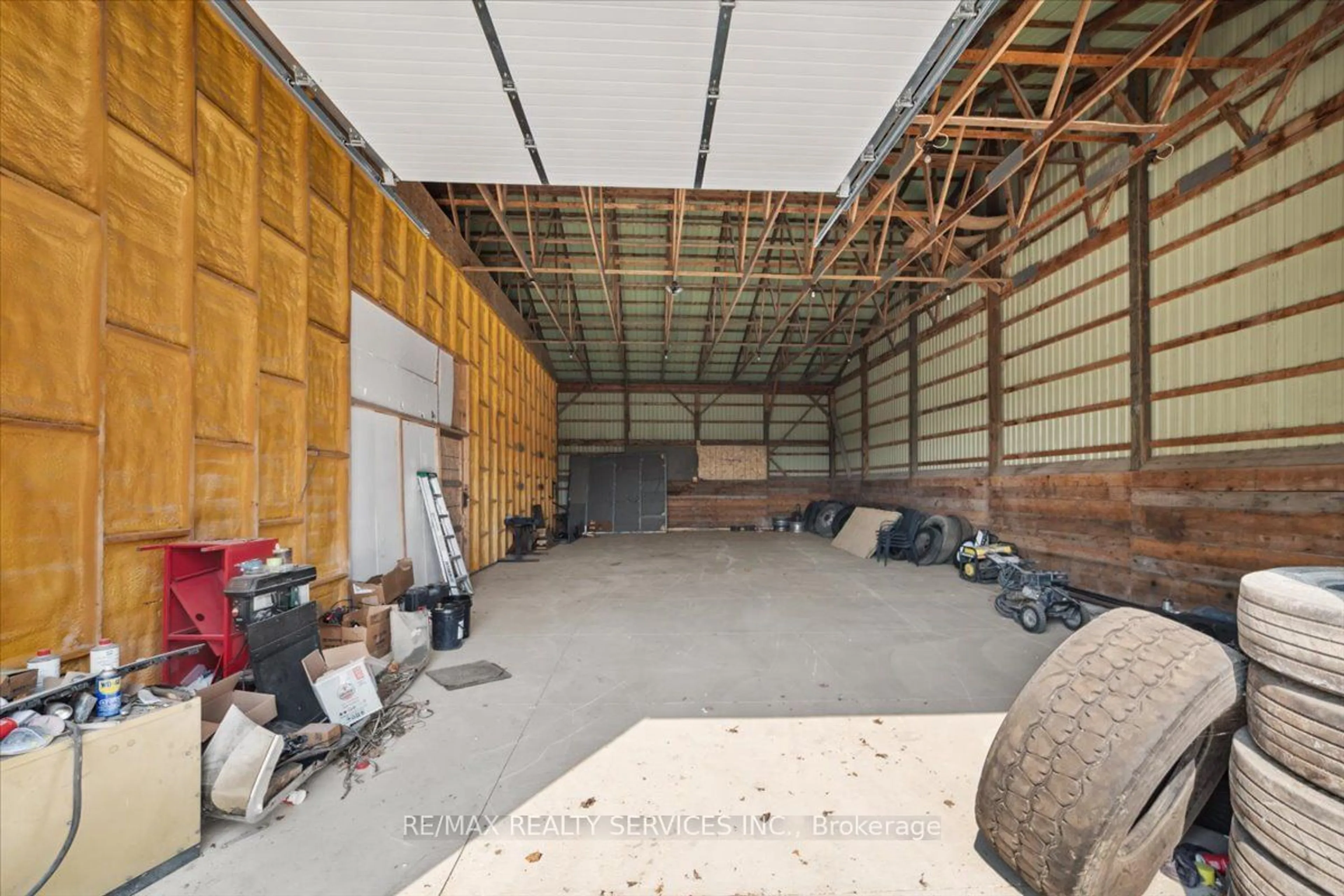 Other indoor space, cement floor for 593475 Blind Line, Mono Ontario L9W 5N1