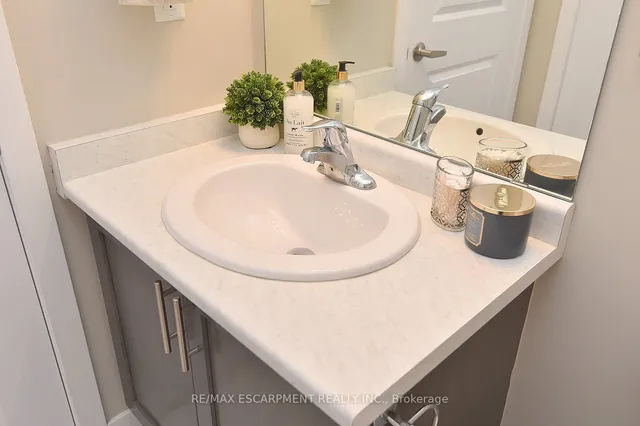 Additional property image - 101 Shoreview Pl Unit 214