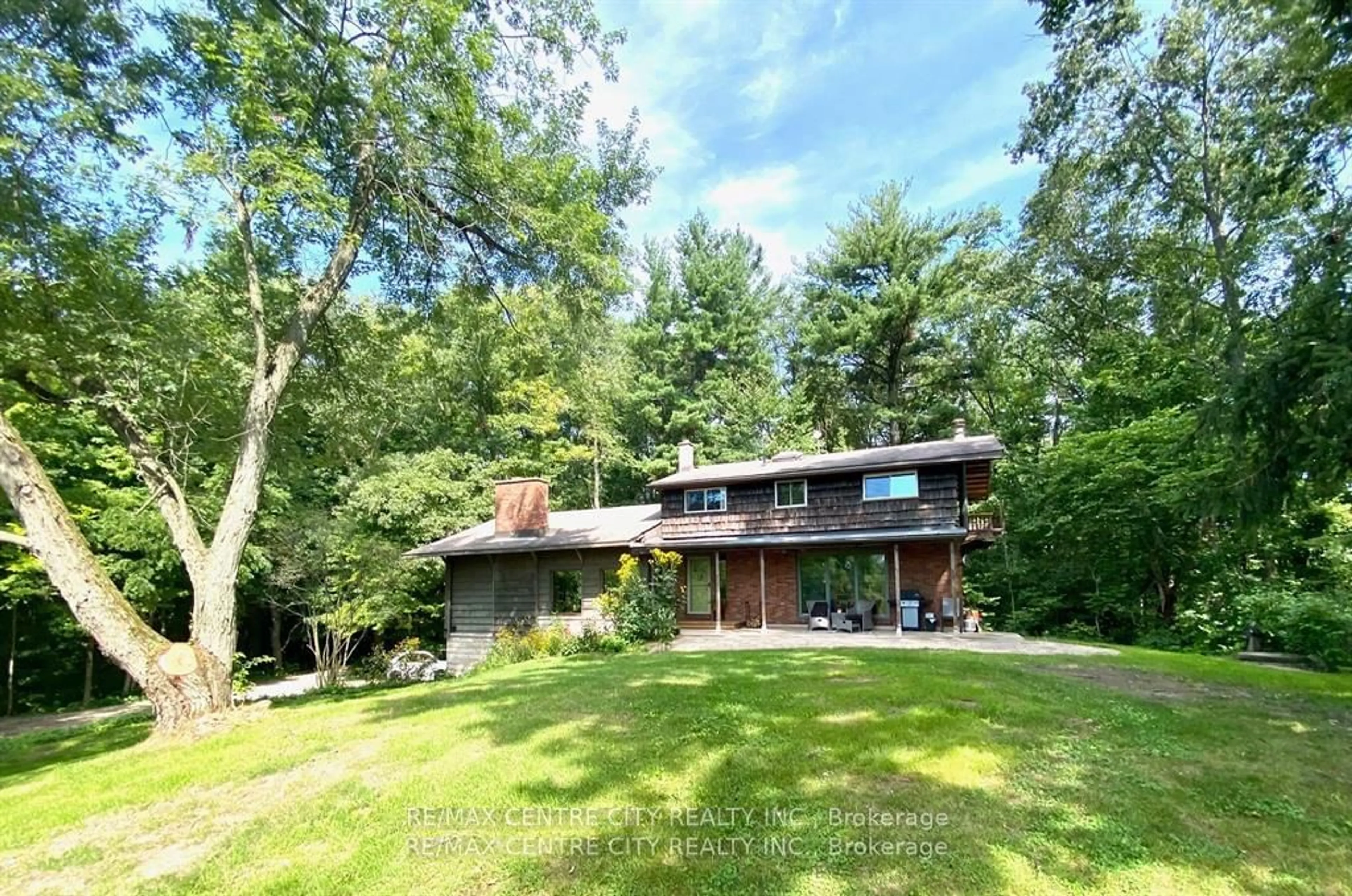 Frontside or backside of a home, cottage for 5561 Marion St, Thames Centre Ontario N0L 1G4