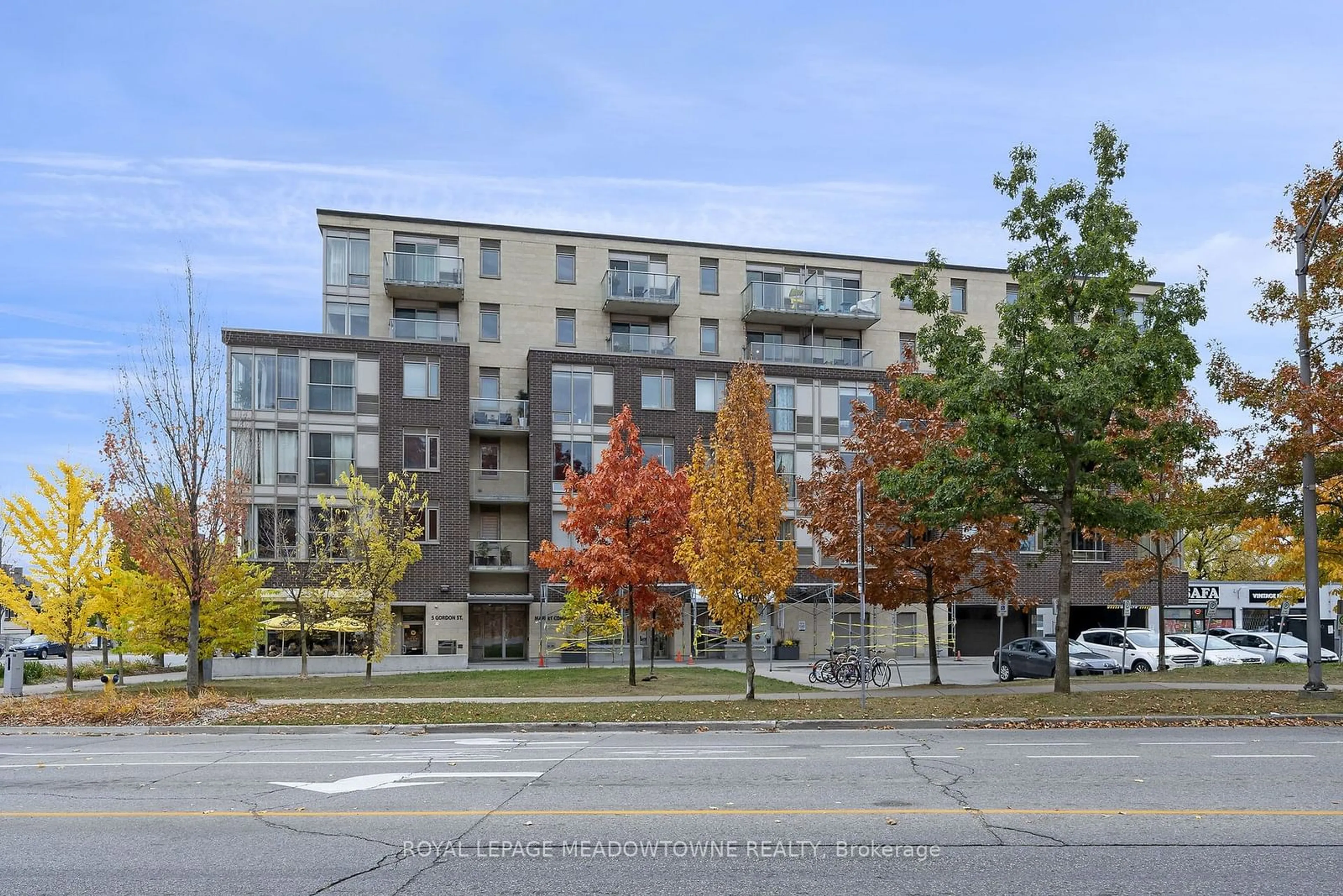 A pic from exterior of the house or condo, the street view for 5 Gordon St, Guelph Ontario N1H 4G8