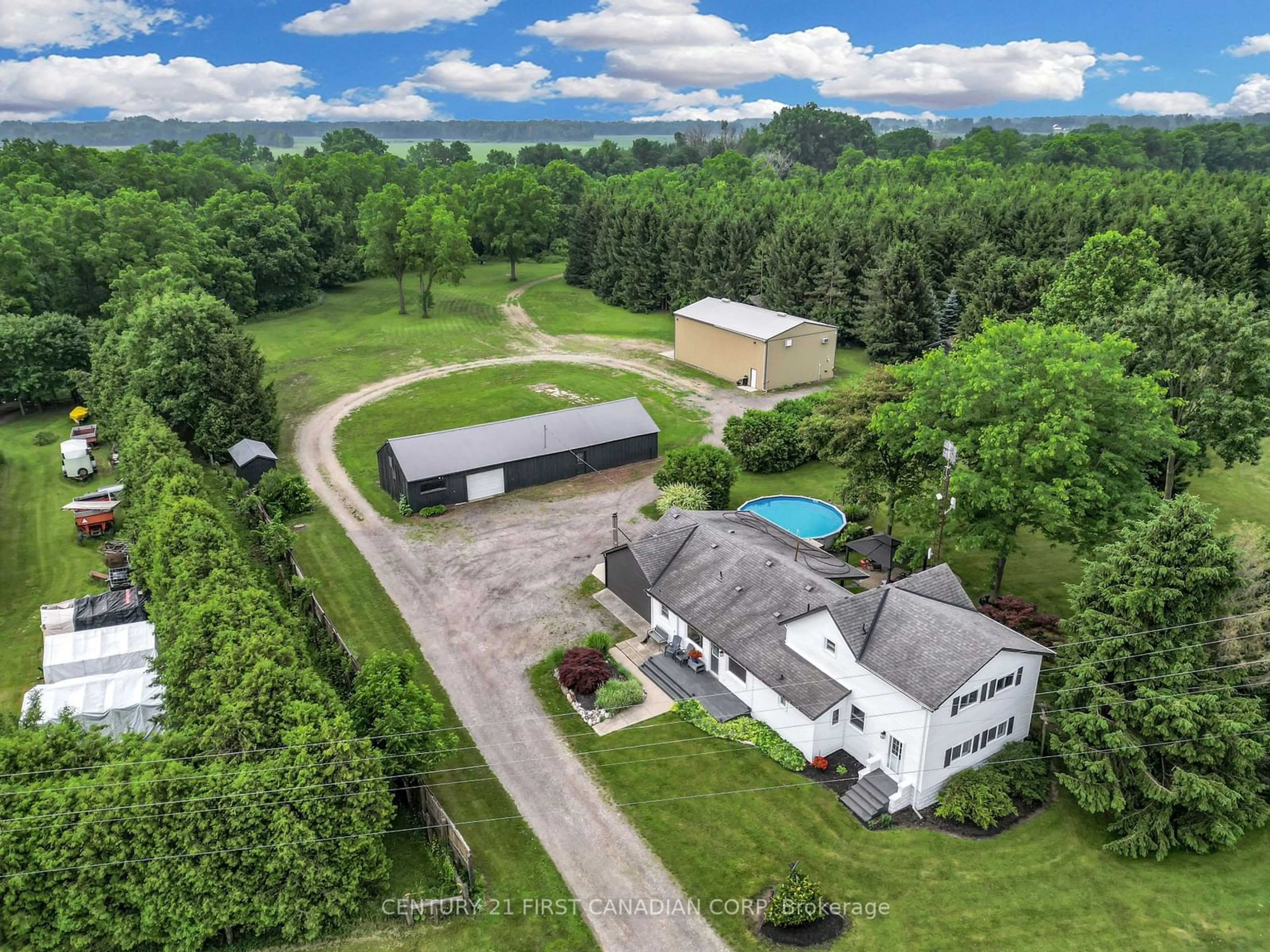 Frontside or backside of a home, the fenced backyard for 13660 LONGWOODS Rd, Chatham-Kent Ontario N0P 2K0