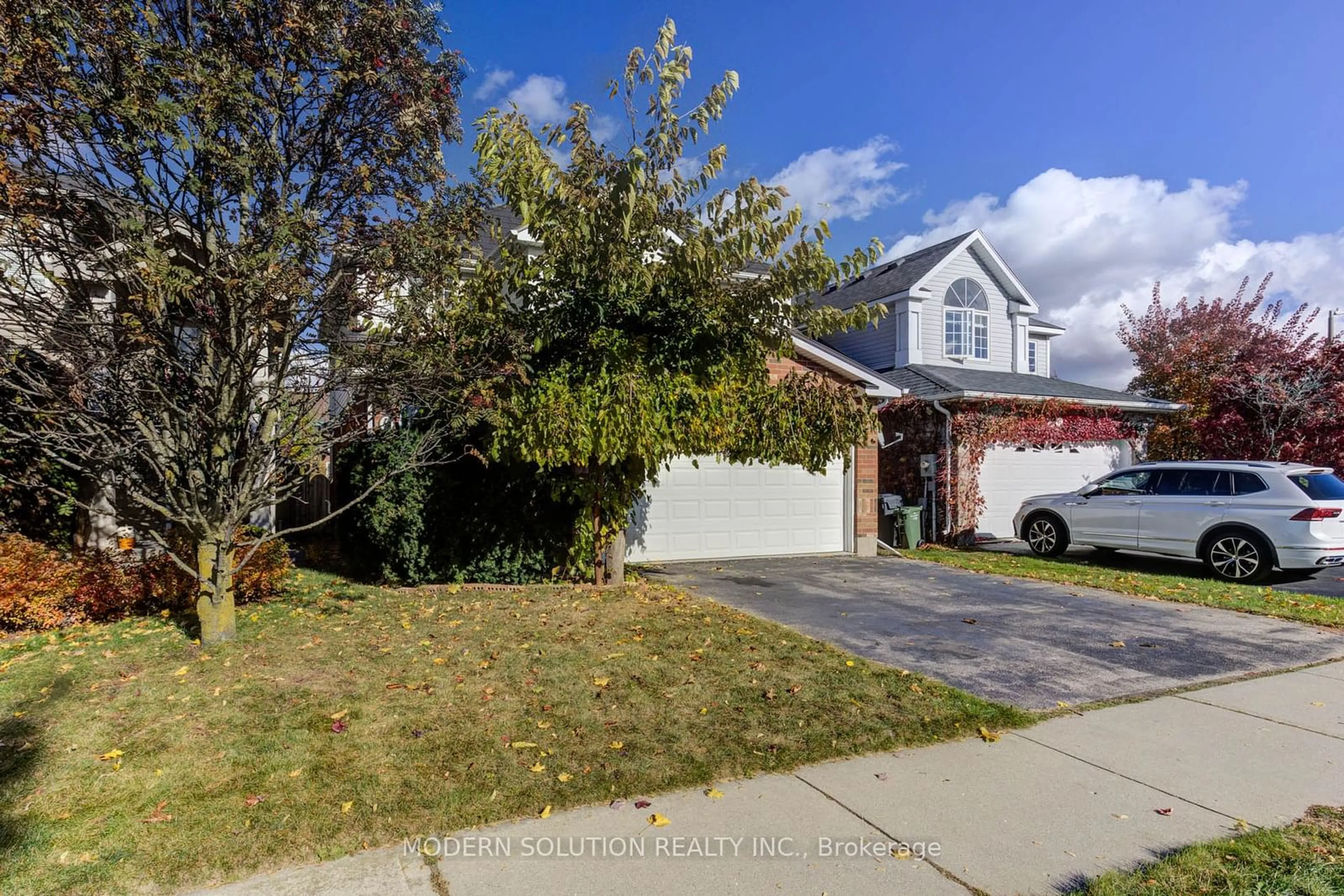 Frontside or backside of a home, the street view for 60 Camm Cres, Guelph Ontario N1L 1K2