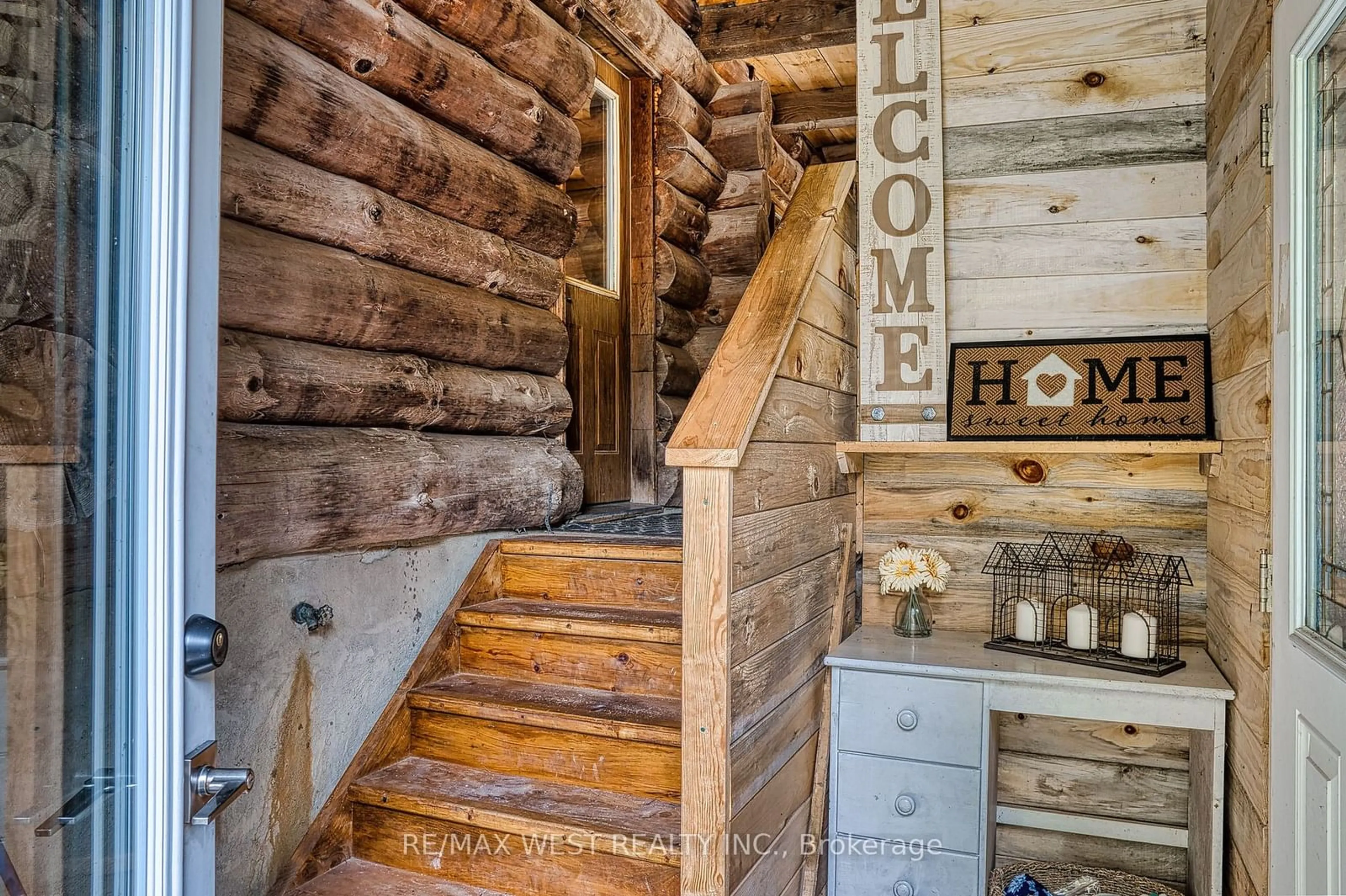 Rustic kitchen, wood floors, cottage for 622423 Sideroad 7, Chatsworth Ontario N0H 1G0