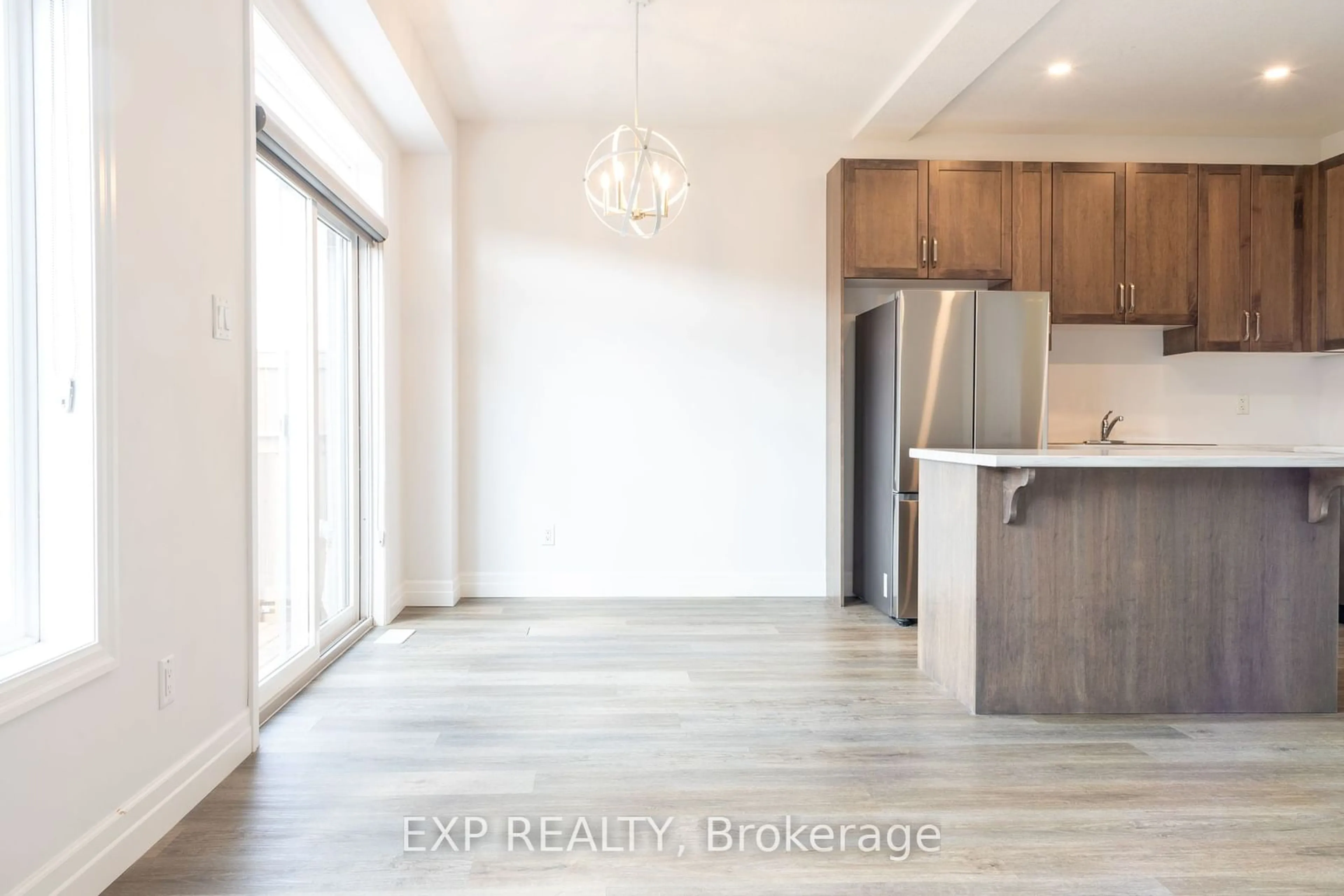 A pic of a room, wood floors for 861 Edinburgh Dr, Woodstock Ontario N4T 0N6