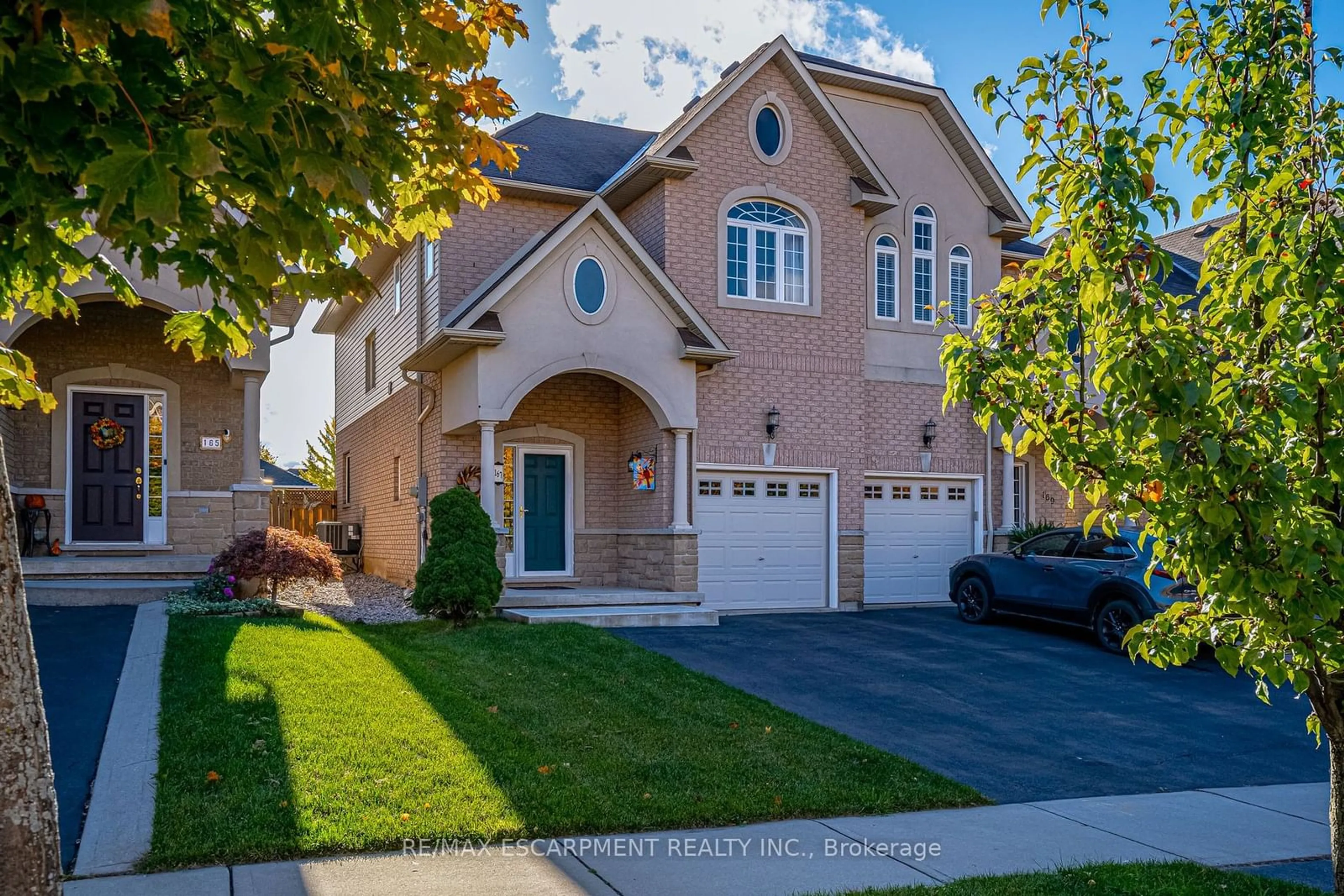 Frontside or backside of a home, the street view for 167 Chudleigh St, Hamilton Ontario L8B 0J8