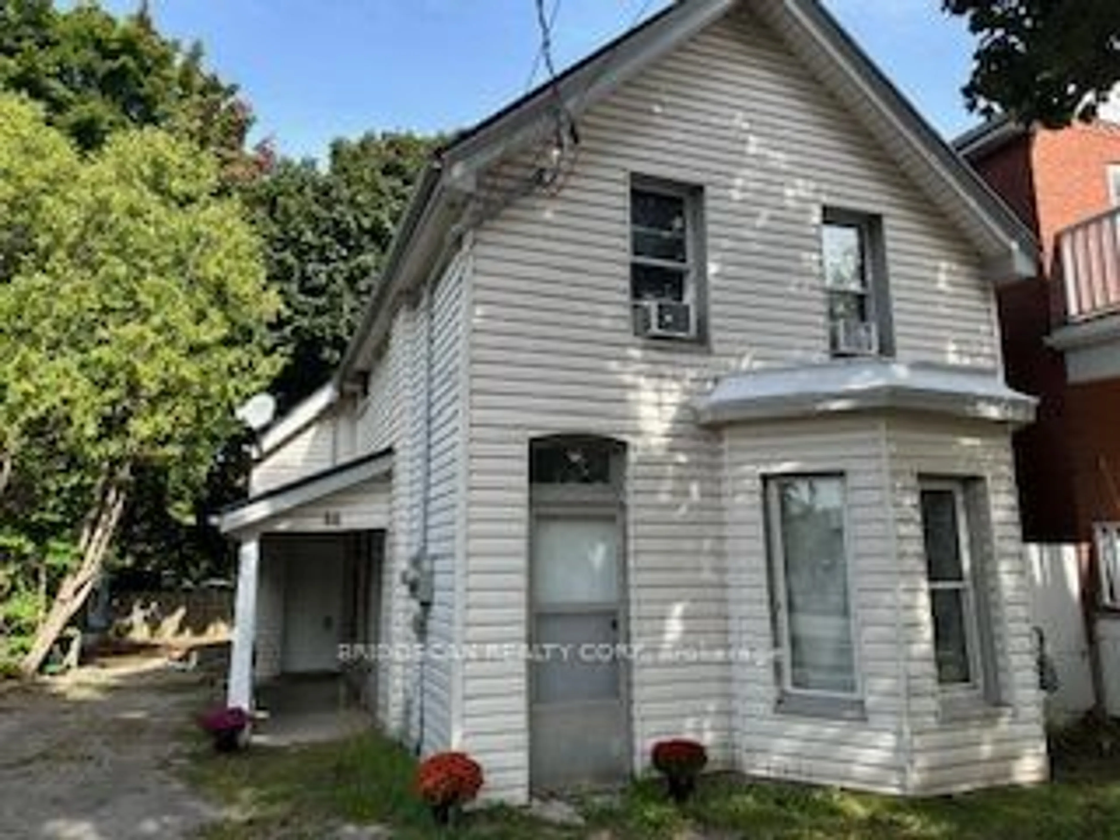 Frontside or backside of a home, cottage for 66 Eagle Ave, Brantford Ontario N3S 1Y9