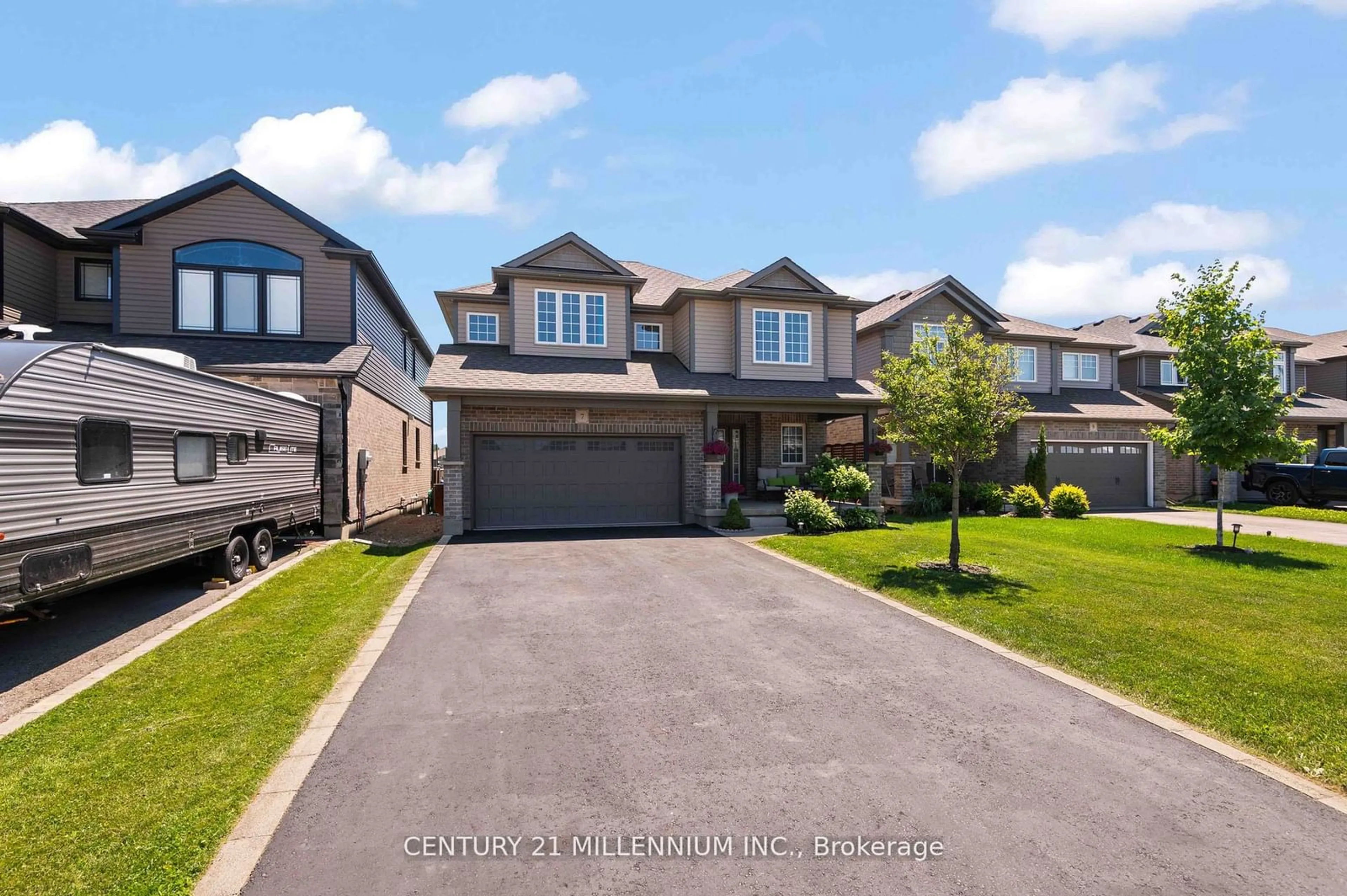 Frontside or backside of a home, the street view for 7 Stuckey Lane, East Luther Grand Valley Ontario L9W 6W4