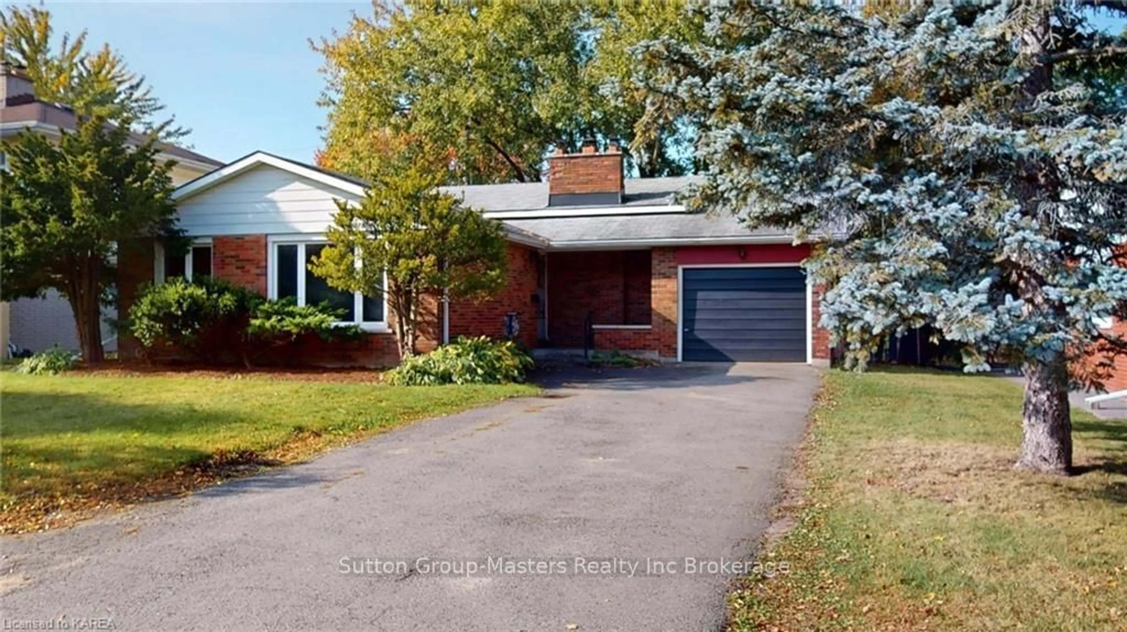 Home with brick exterior material for 120 CAMPBELL Cres, Kingston Ontario K7M 1Z5