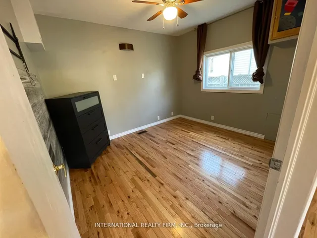 Additional property image - 235 Millen Rd