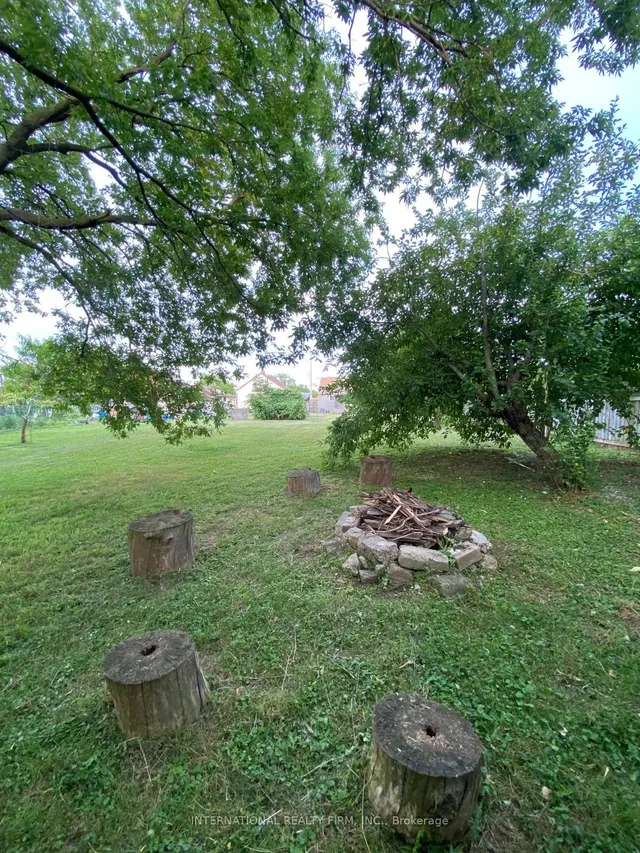 Additional property image - 235 Millen Rd