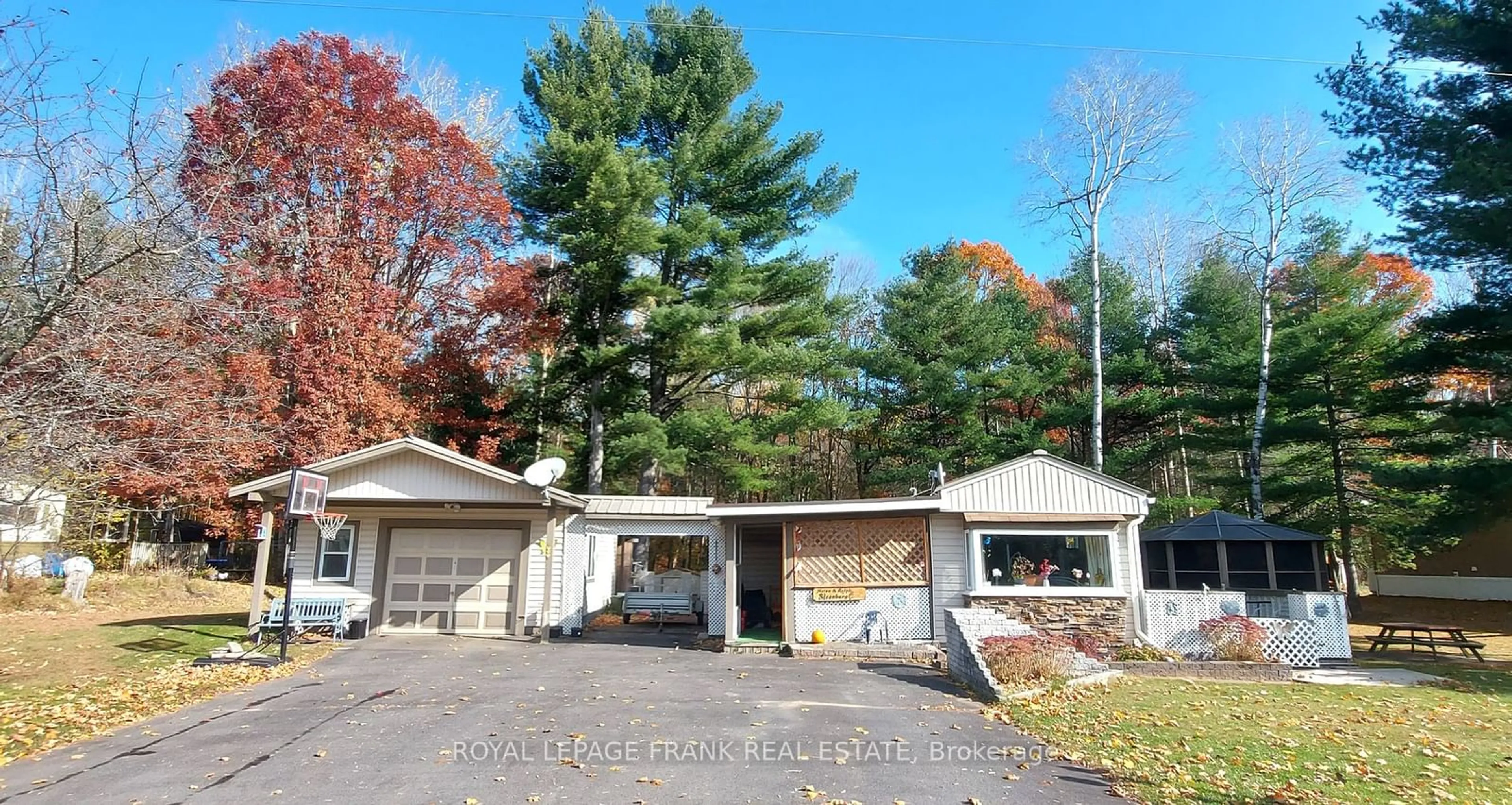 Home with vinyl exterior material, street for 83 Belmont St, Havelock-Belmont-Methuen Ontario K0L 1Z0