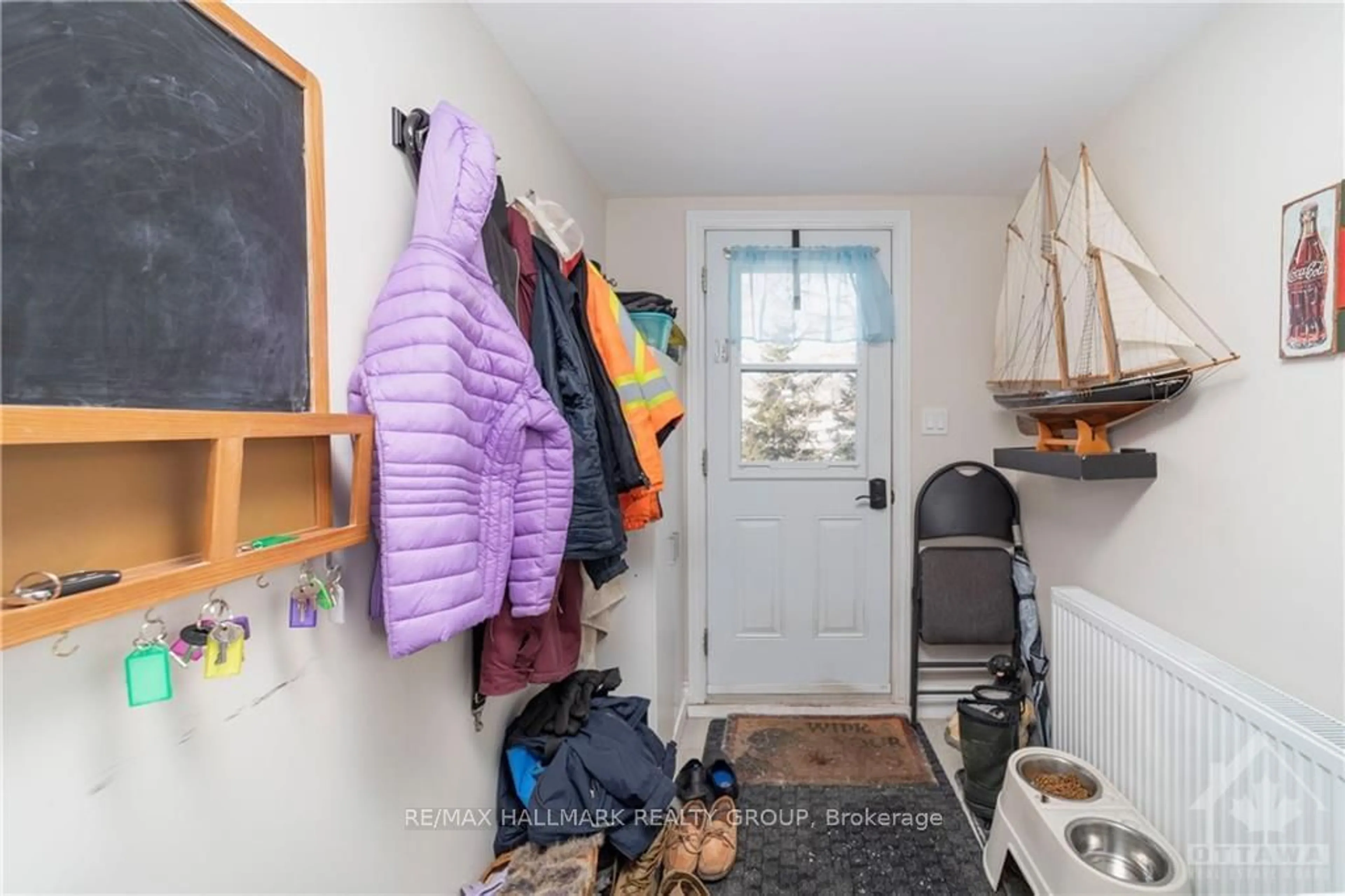 Storage room or clothes room or walk-in closet for 53 LAVAL St, Vanier and Kingsview Park Ontario K1L 7Z7