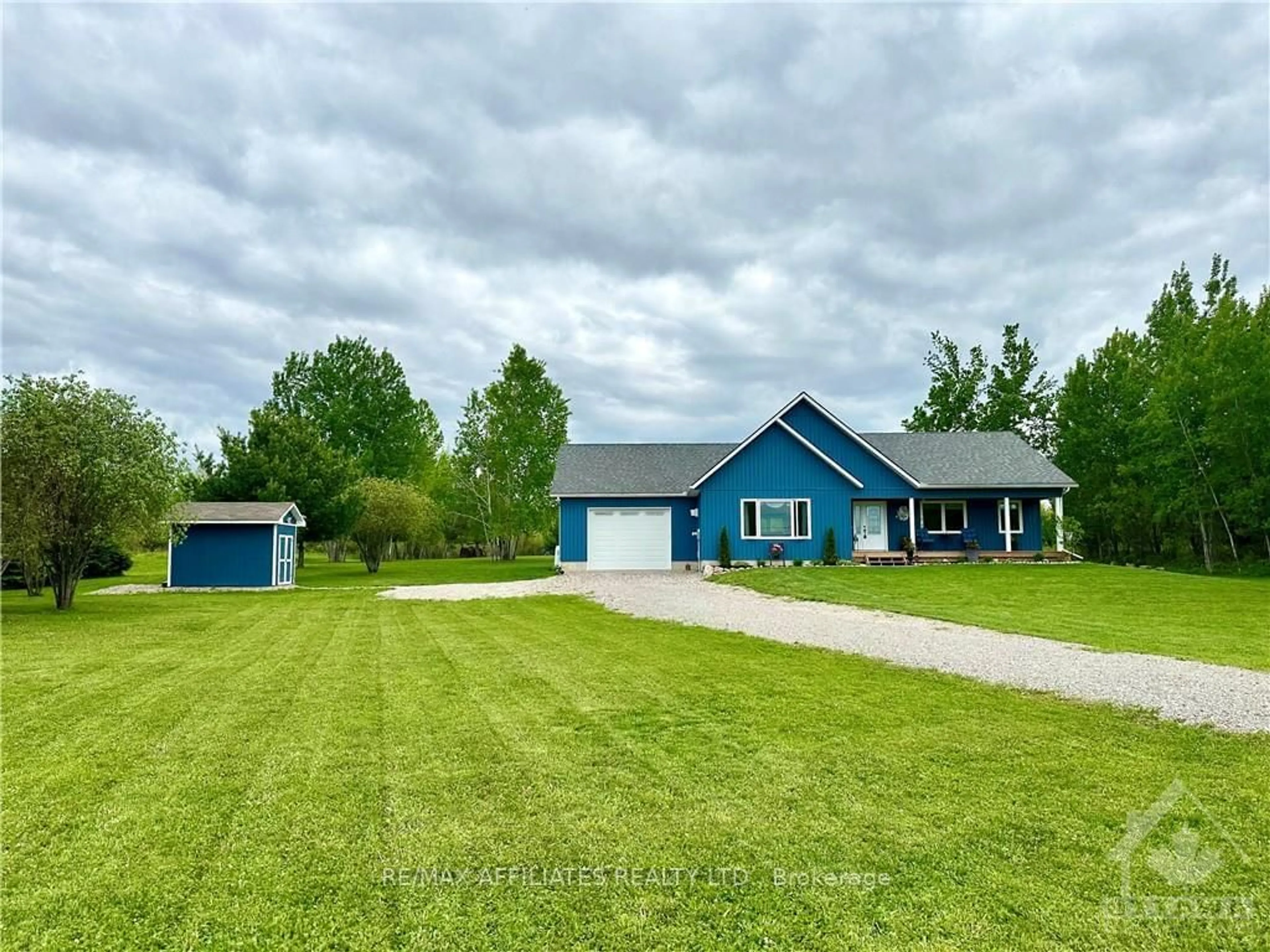 Frontside or backside of a home, cottage for 9517 COUNTY ROAD 42, Rideau Lakes Ontario K0G 1X0