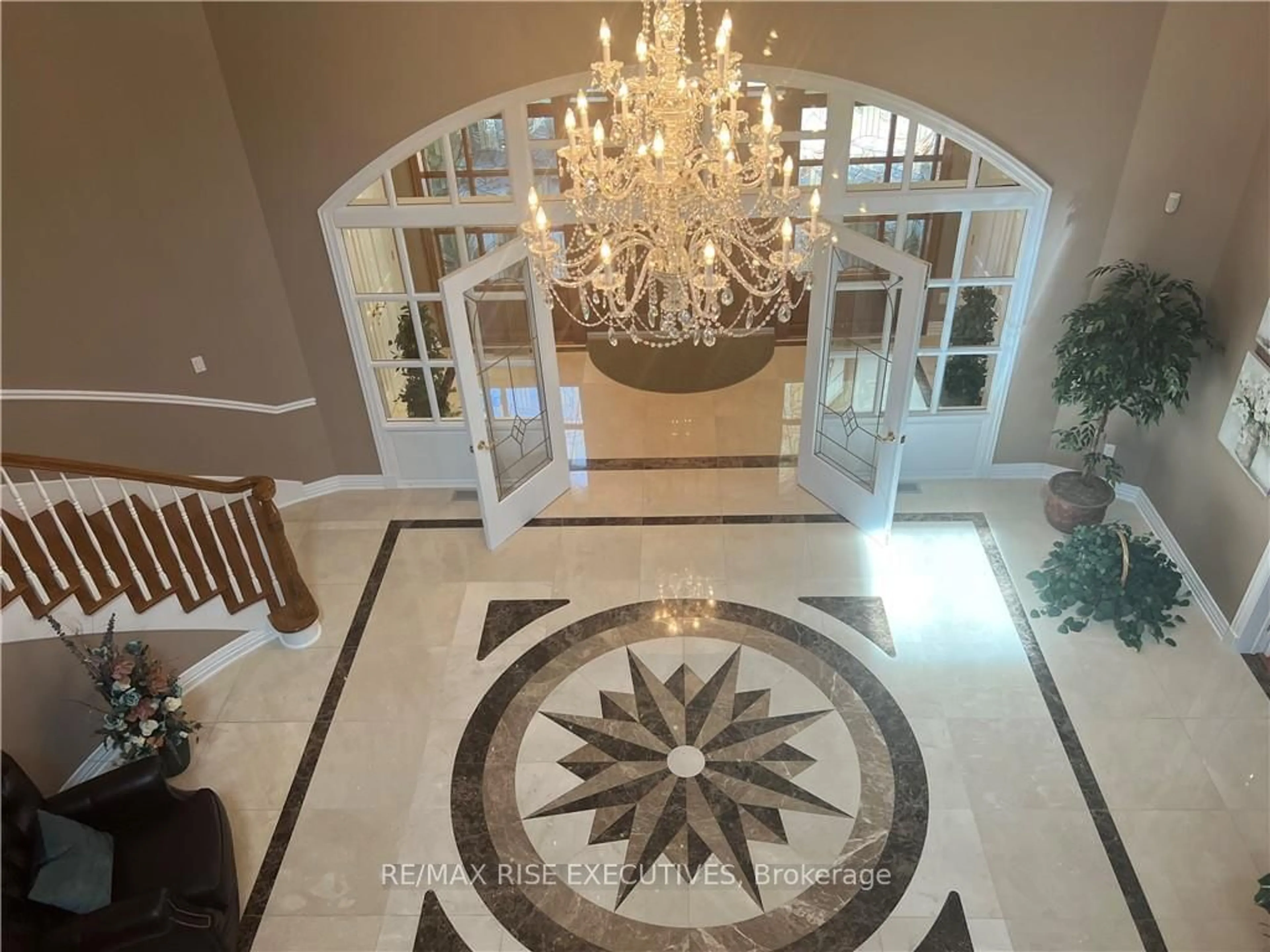 Indoor foyer, ceramic floors for 16024 LAKESIDE Dr, South Stormont Ontario K0C 1P0