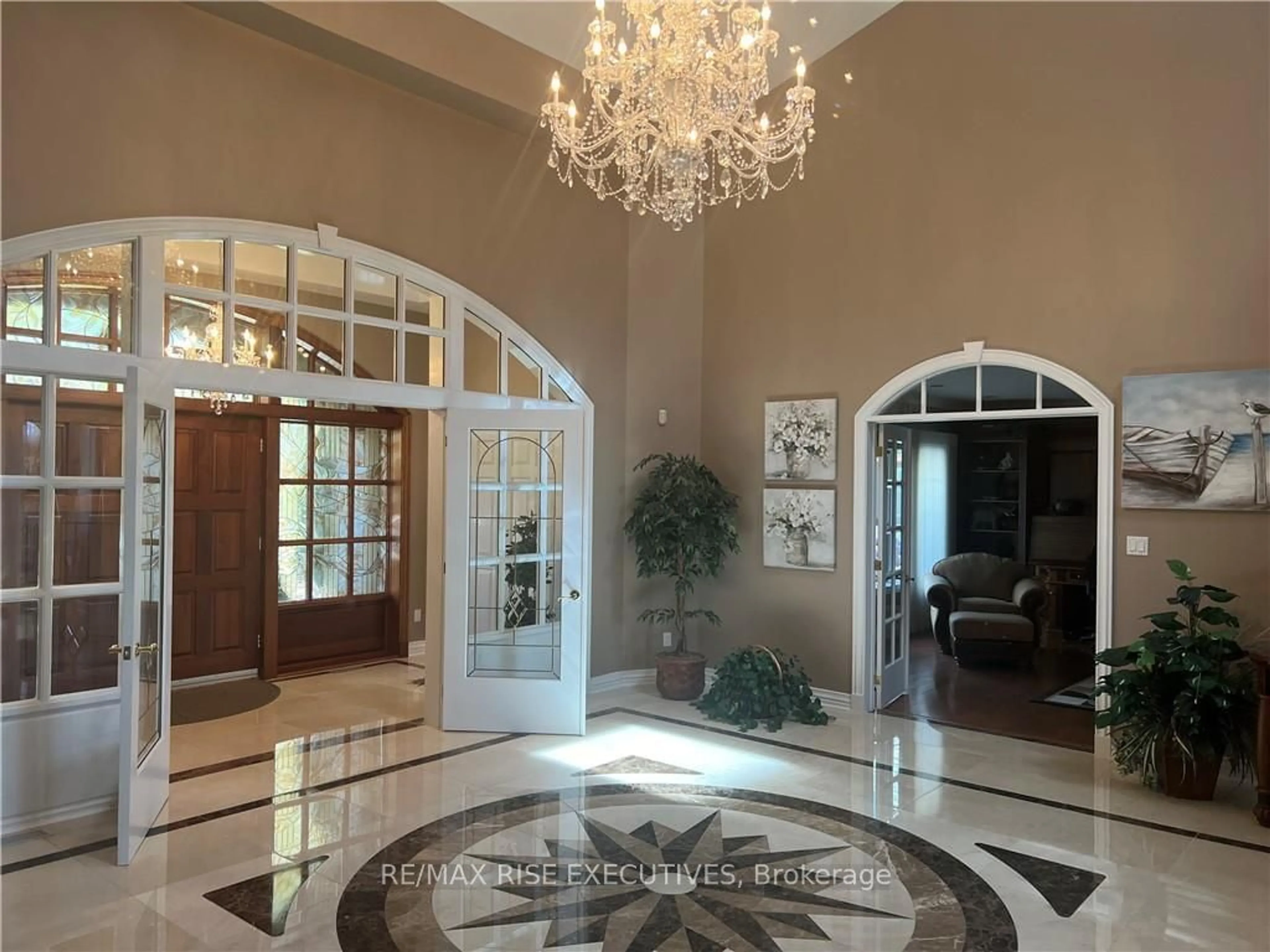 Indoor foyer, ceramic floors for 16024 LAKESIDE Dr, South Stormont Ontario K0C 1P0