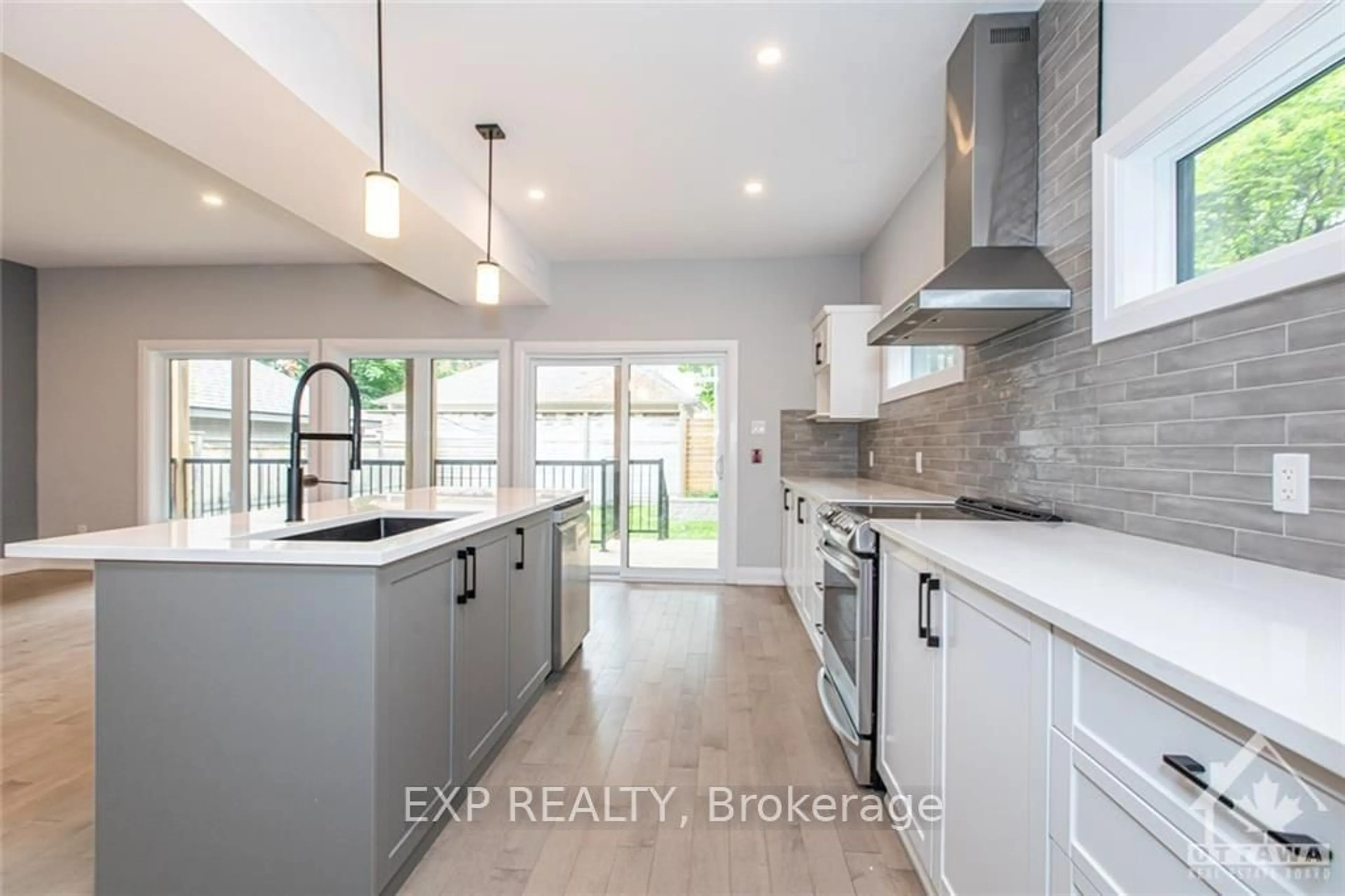 Open concept kitchen for 196 POWELL Ave, Glebe - Ottawa East and Area Ontario K1S 2A5