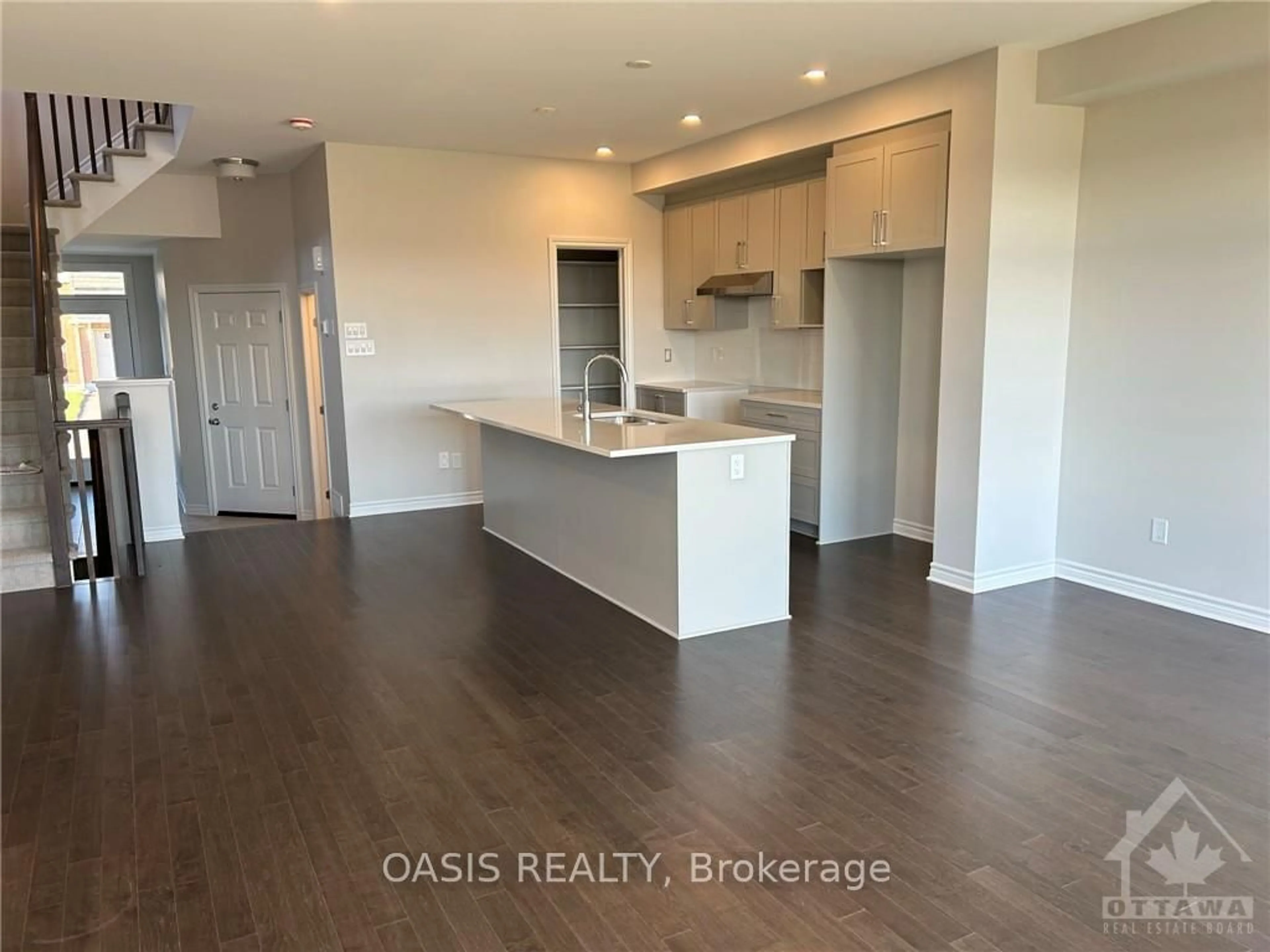 Open concept kitchen for 333 KANASHTAGE Terr, Orleans - Cumberland and Area Ontario K4A 5J8