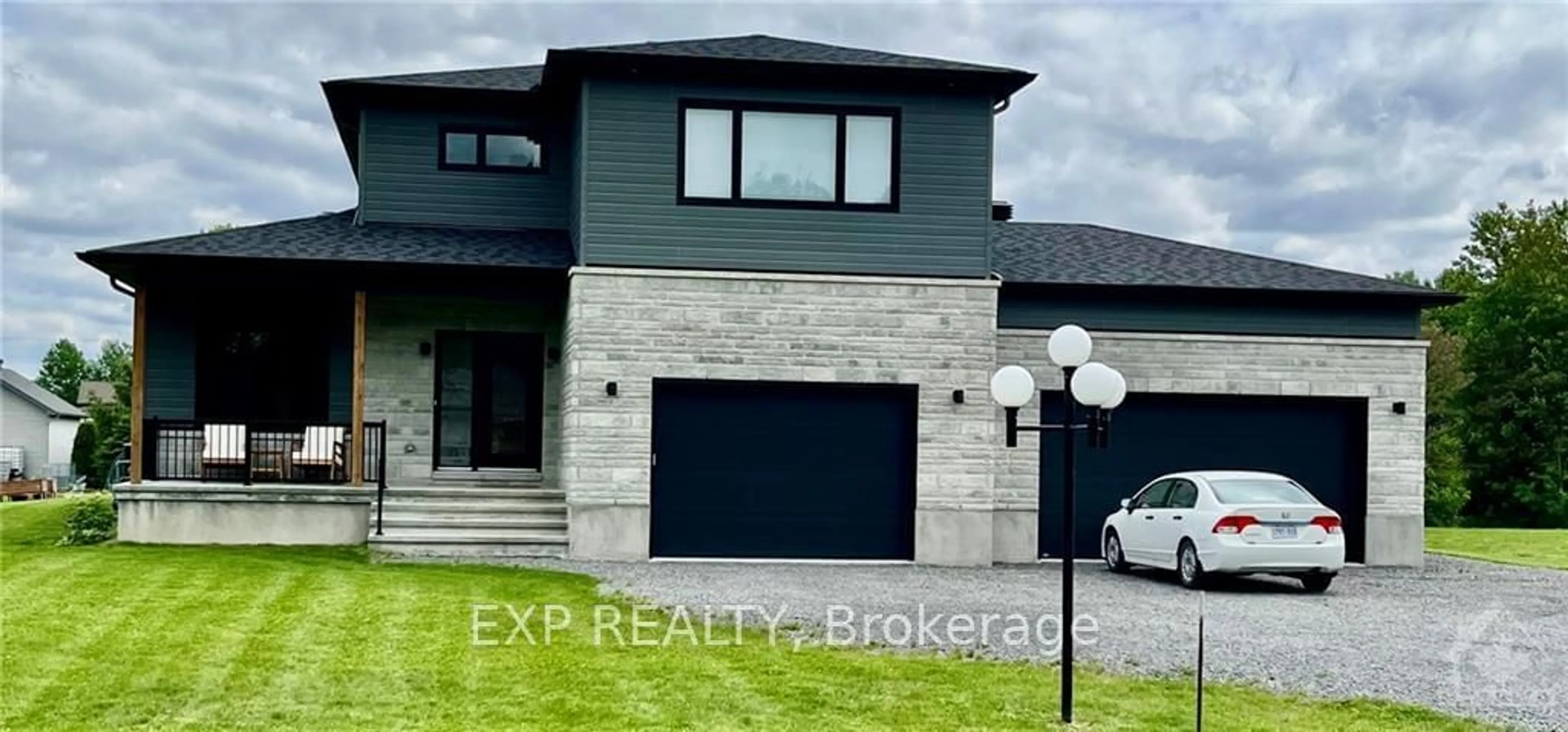 Frontside or backside of a home, the street view for 174 DANIKA St, Clarence-Rockland Ontario K0A 2A0