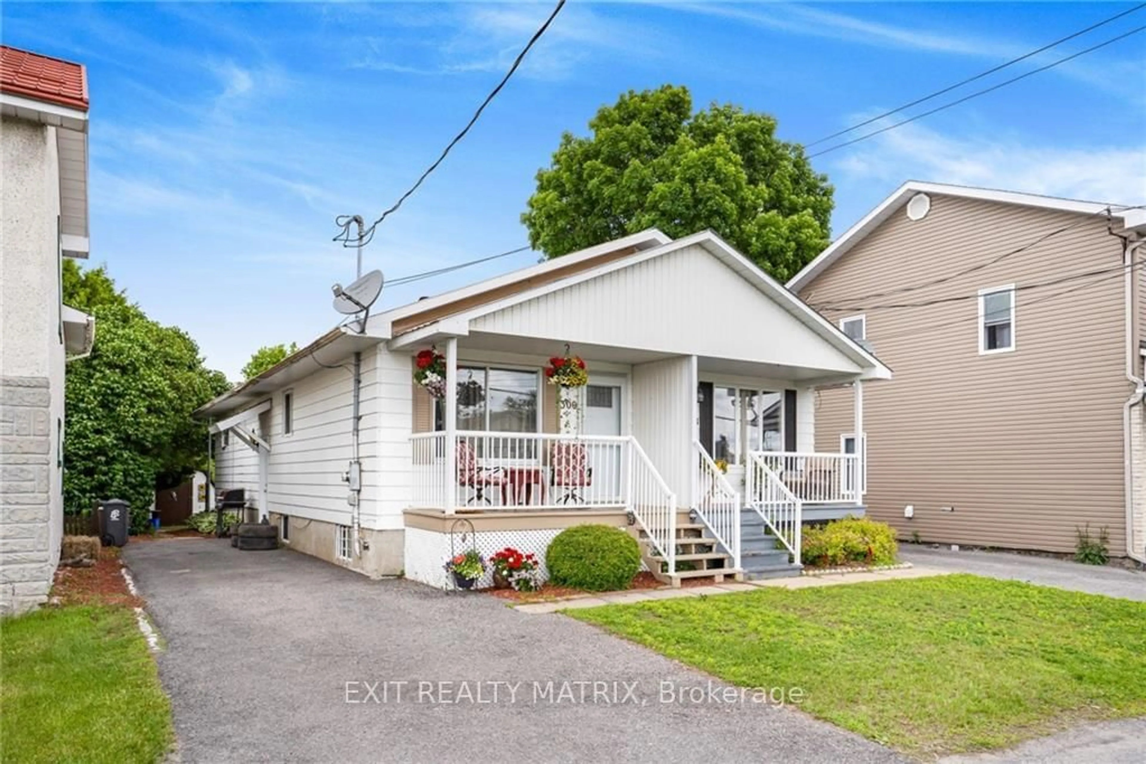 Frontside or backside of a home, cottage for 300 ST JOSEPH St, Alfred and Plantagenet Ontario K0B 1A0