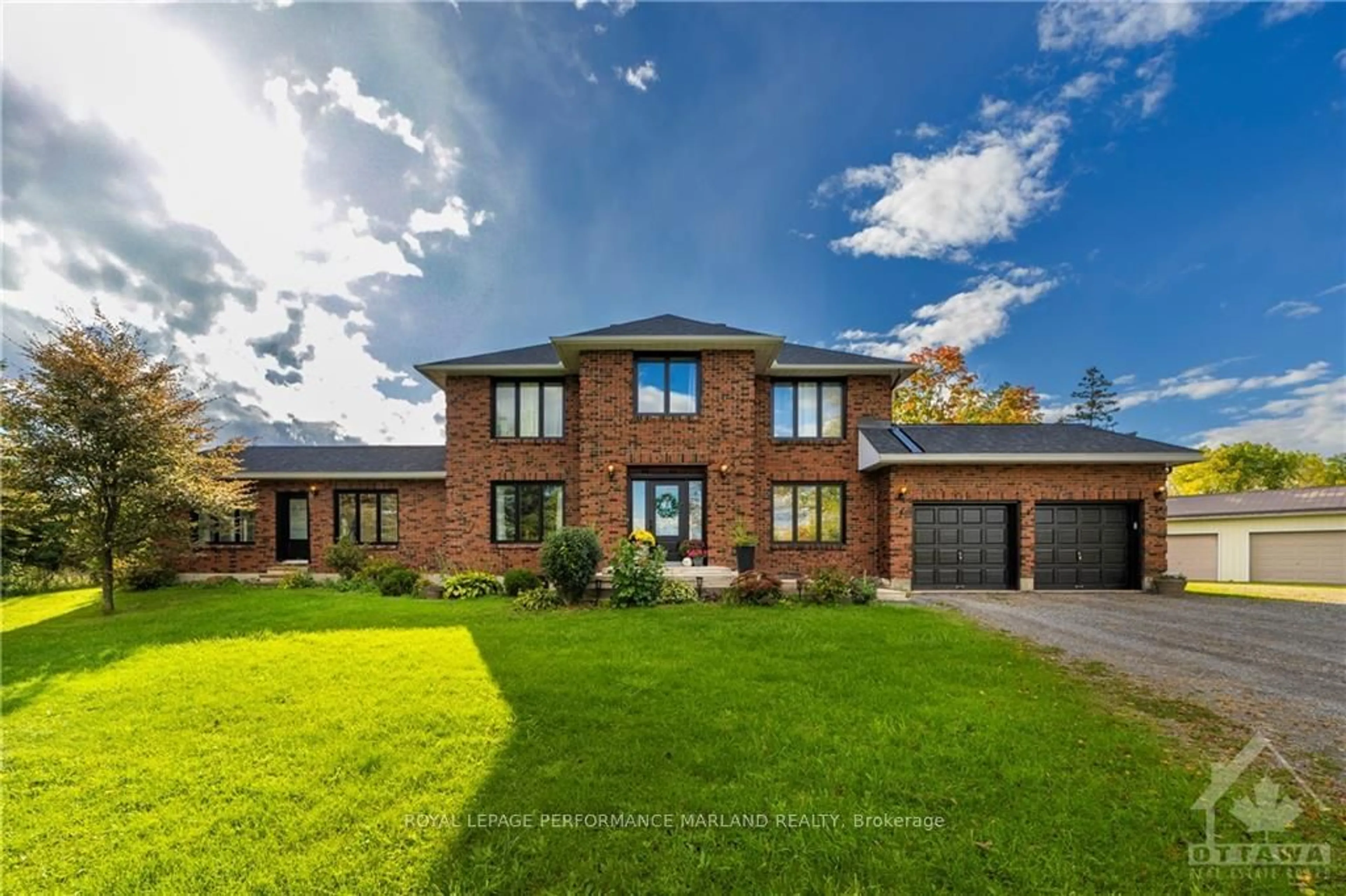 Home with brick exterior material for 8340 BANK St, Greely - Metcalfe - Osgoode - Vernon and Area Ontario K0A 2P0