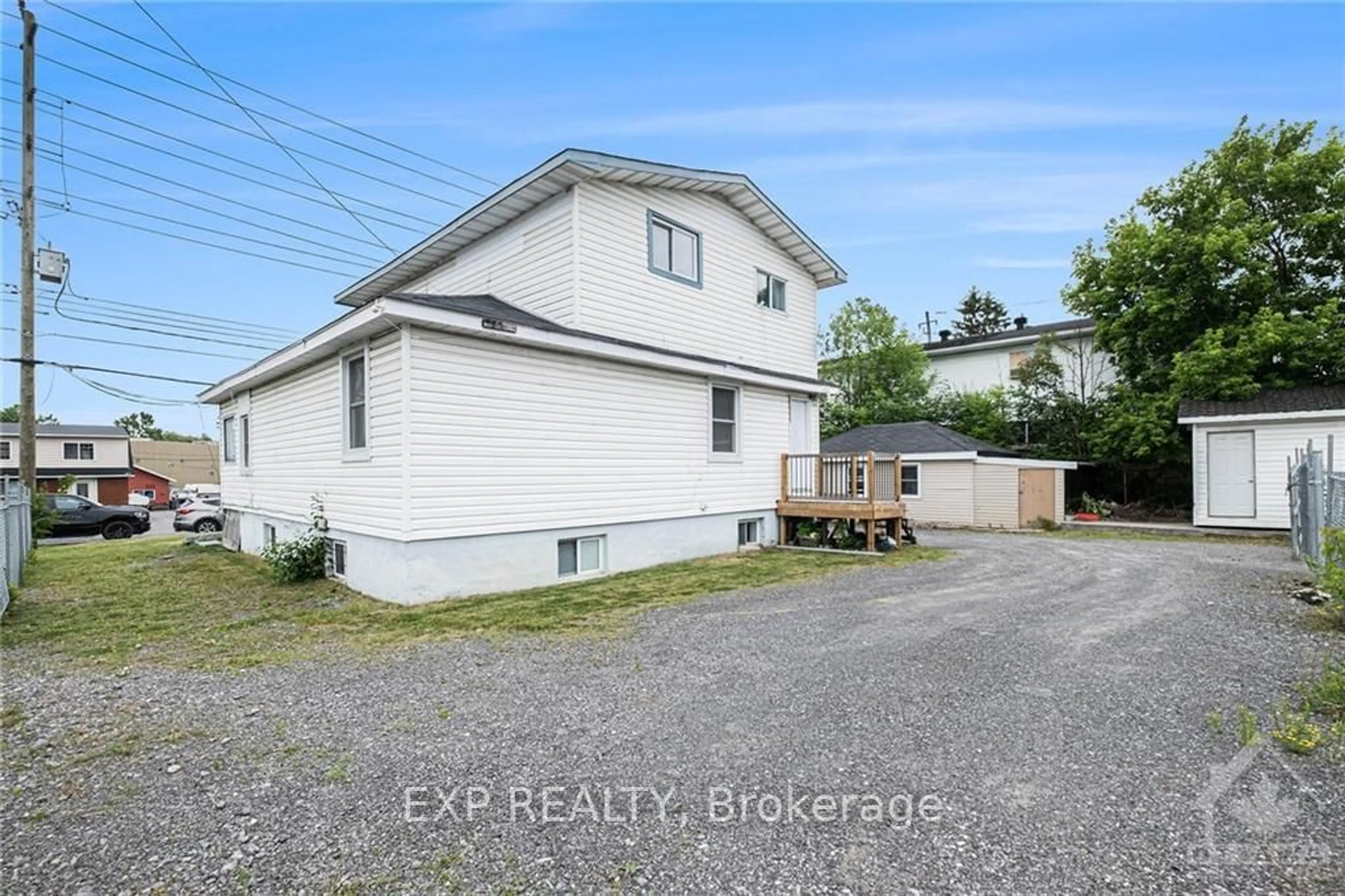 Frontside or backside of a home, the front or back of building for 1368 LABRIE Ave, Cyrville - Carson Grove - Pineview Ontario K1B 3M1