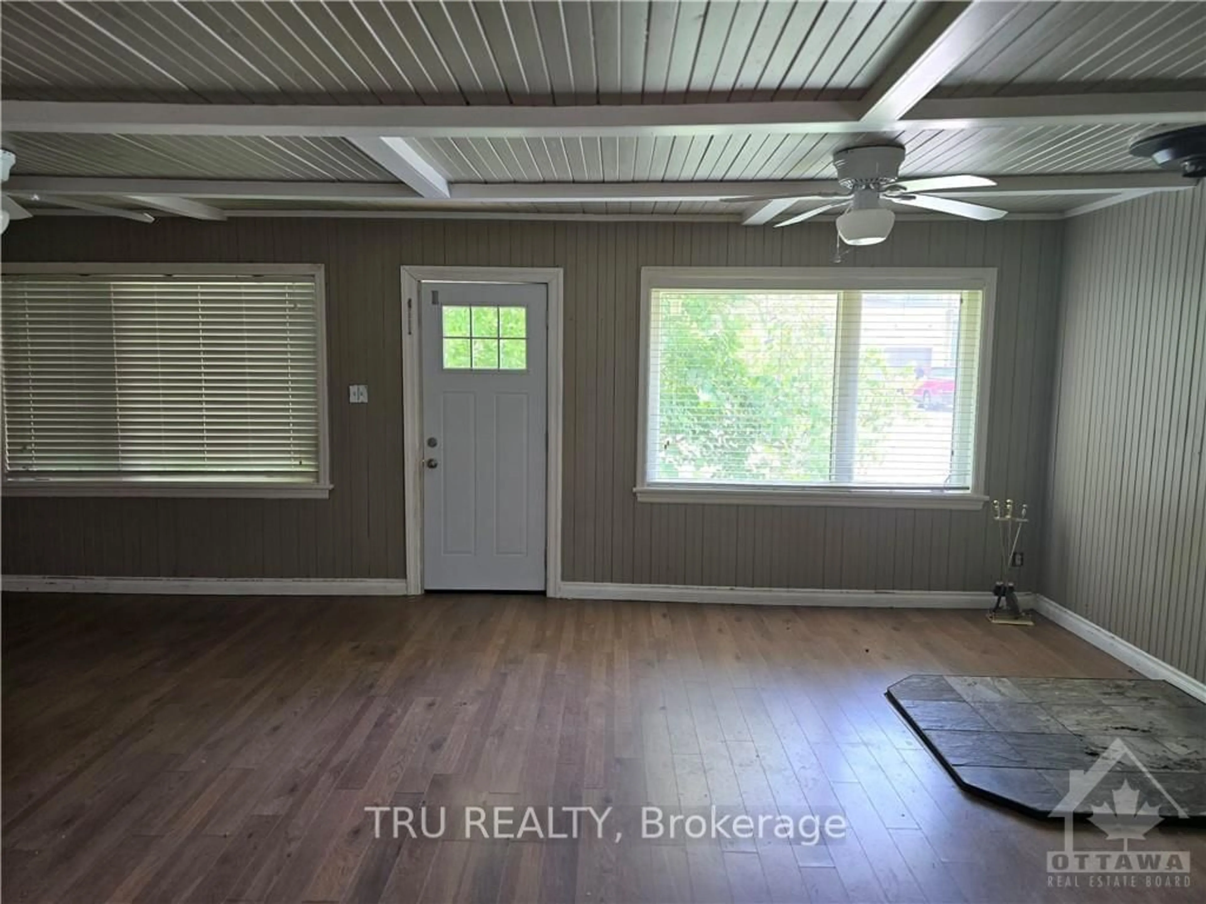 A pic of a room, wood floors for 74 BOYCE Ave, Britannia - Lincoln Heights and Area Ontario K2B 6J2