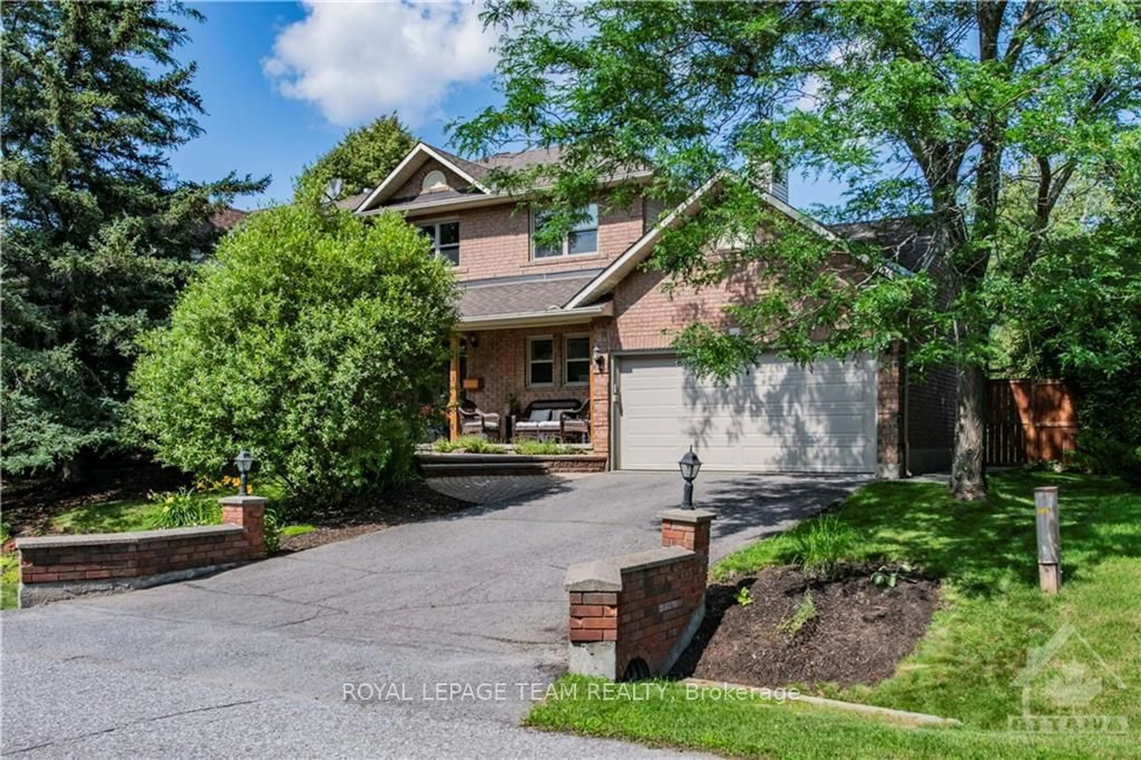 Frontside or backside of a home, cottage for 138 LANIGAN Cres, Stittsville - Munster - Richmond Ontario K2S 1B9