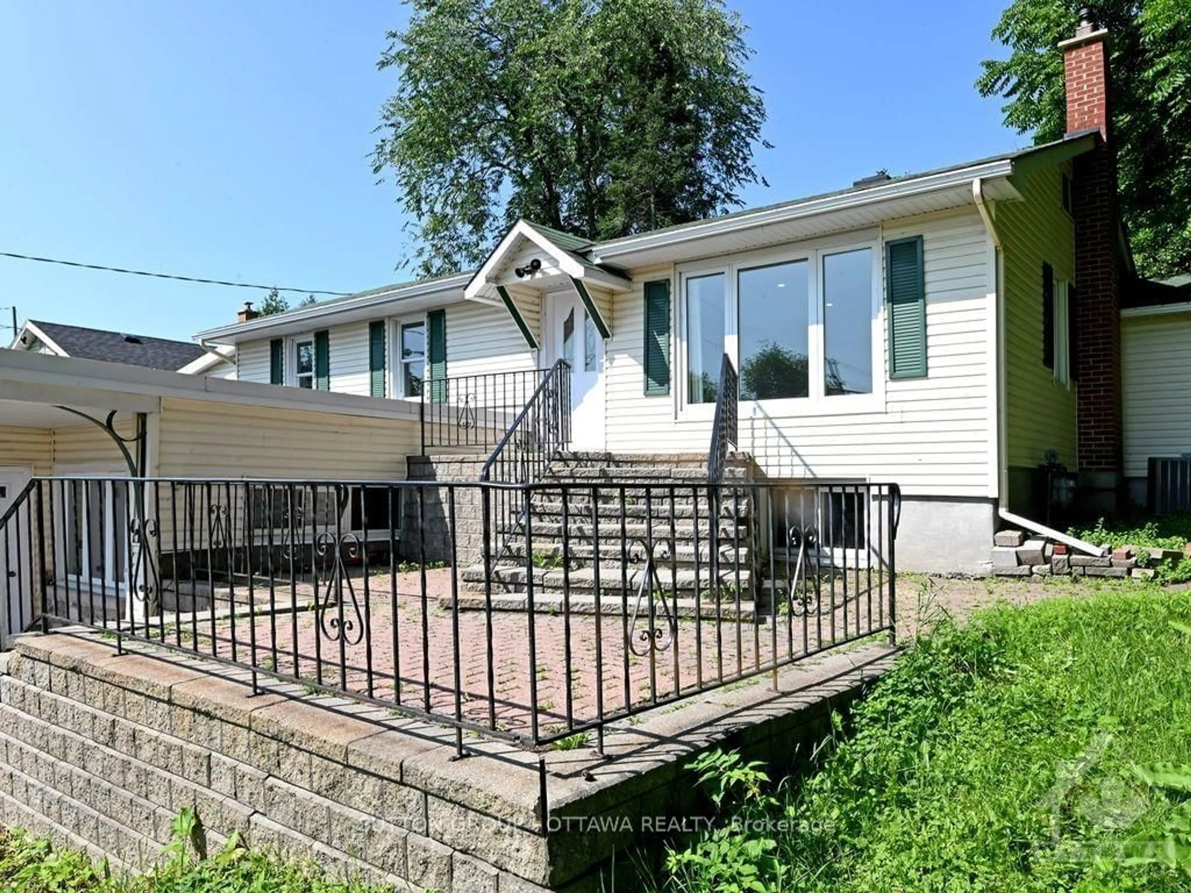 Frontside or backside of a home, cottage for 3854 PRINCE OF WALES Dr, Barrhaven Ontario K2C 3H2