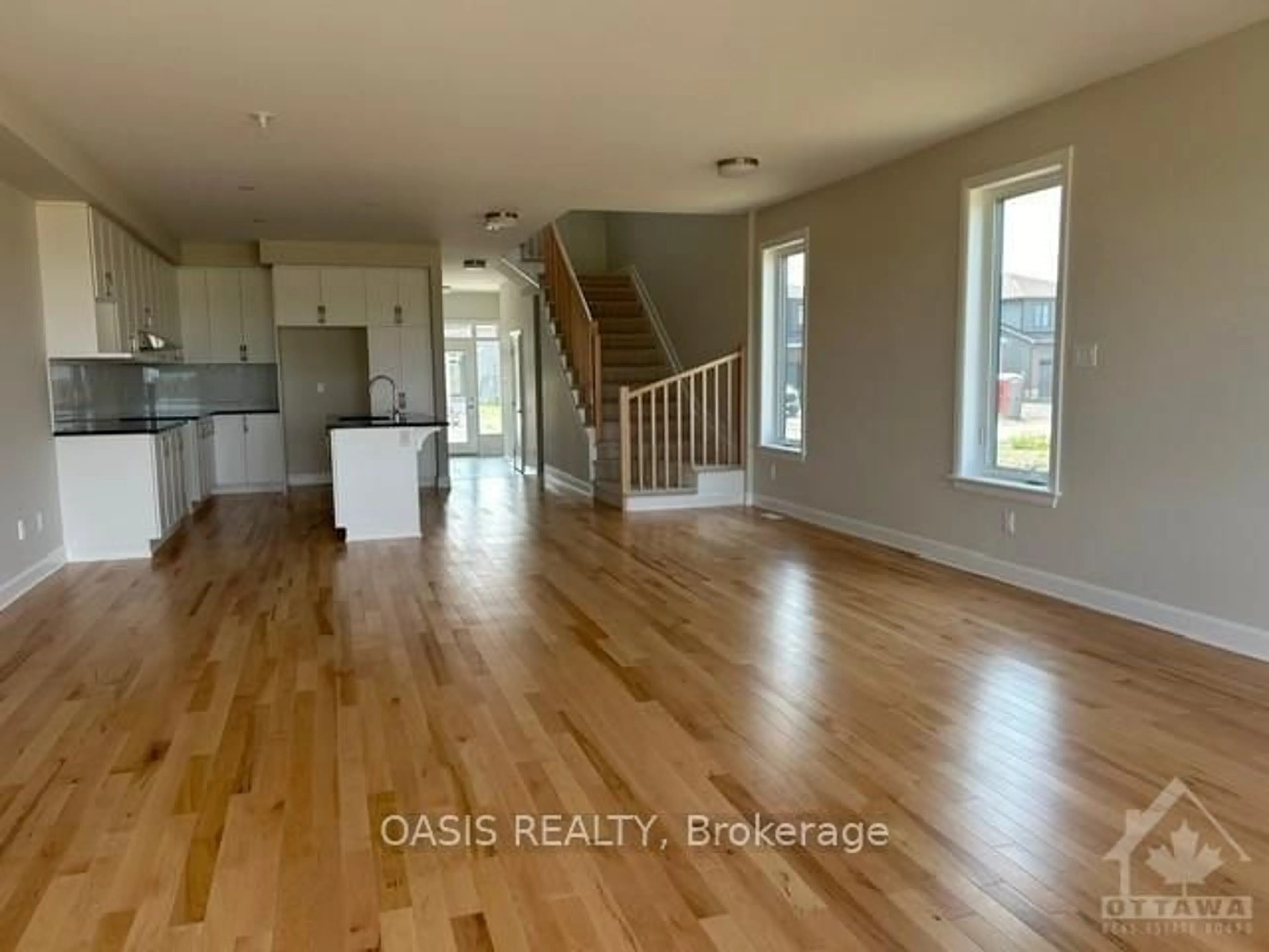 A pic of a room, wood floors for 1545 QUARRY St, Russell Ontario K4R 0L6