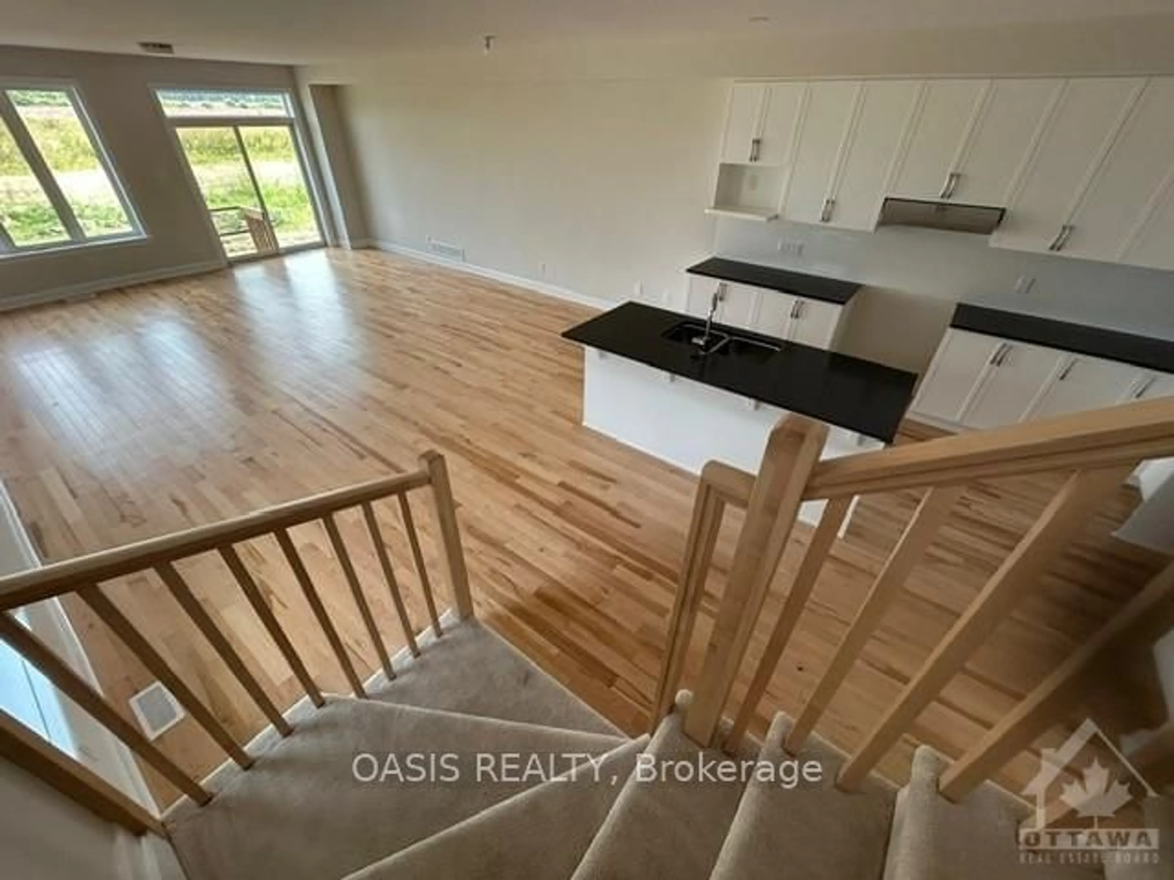 Open concept kitchen for 1545 QUARRY St, Russell Ontario K4R 0L6