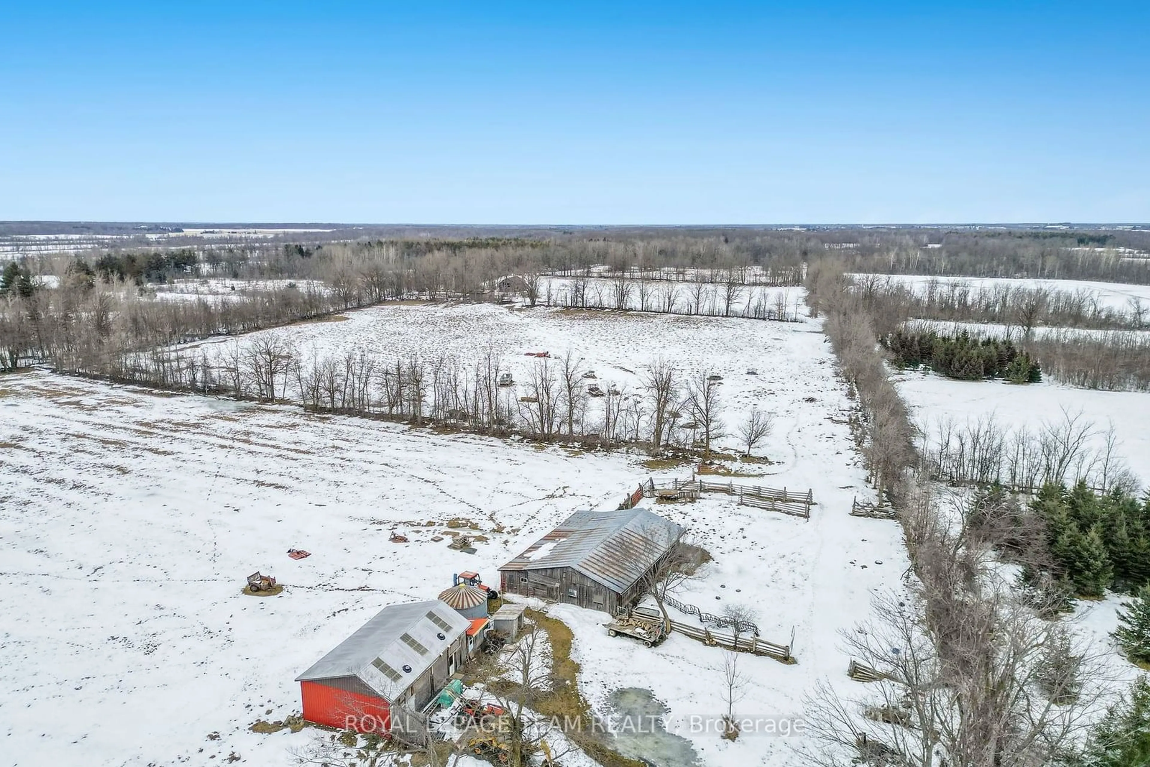 A pic from outside/outdoor area/front of a property/back of a property/a pic from drone, unknown for 3159 8TH LINE Rd, Greely - Metcalfe - Osgoode - Vernon and Area Ontario K0A 2P0